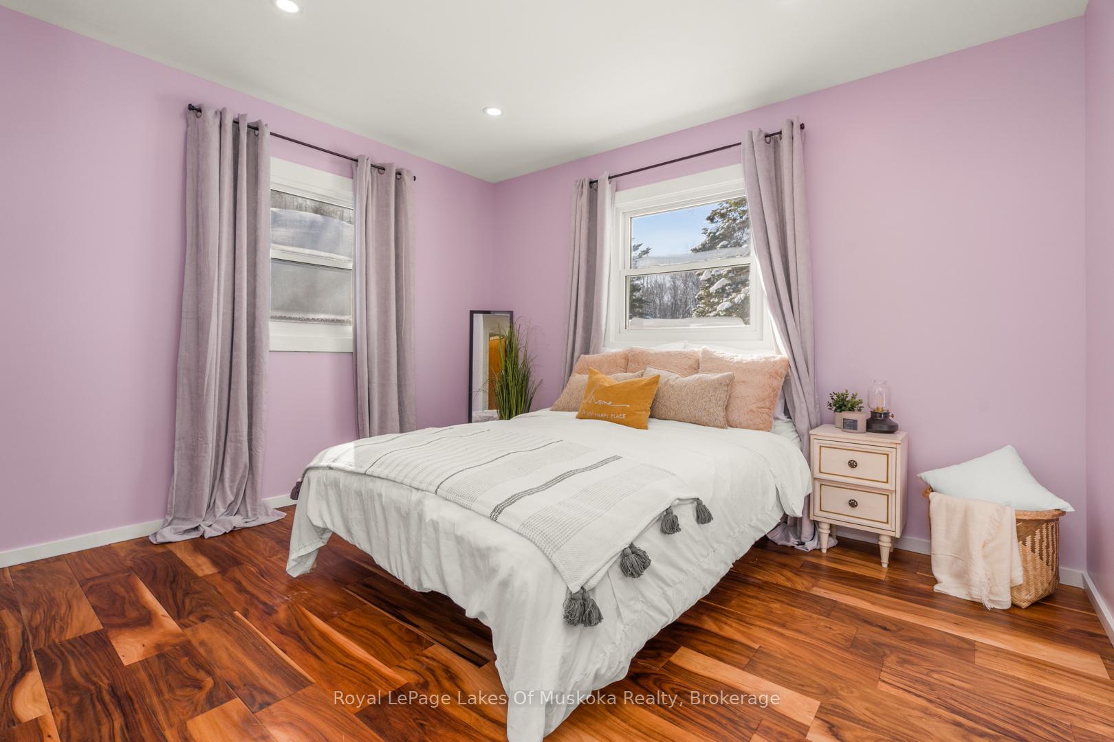 Photo 11 of 30 Kitchen Road S, Huntsville, Chaffey — HOMEH