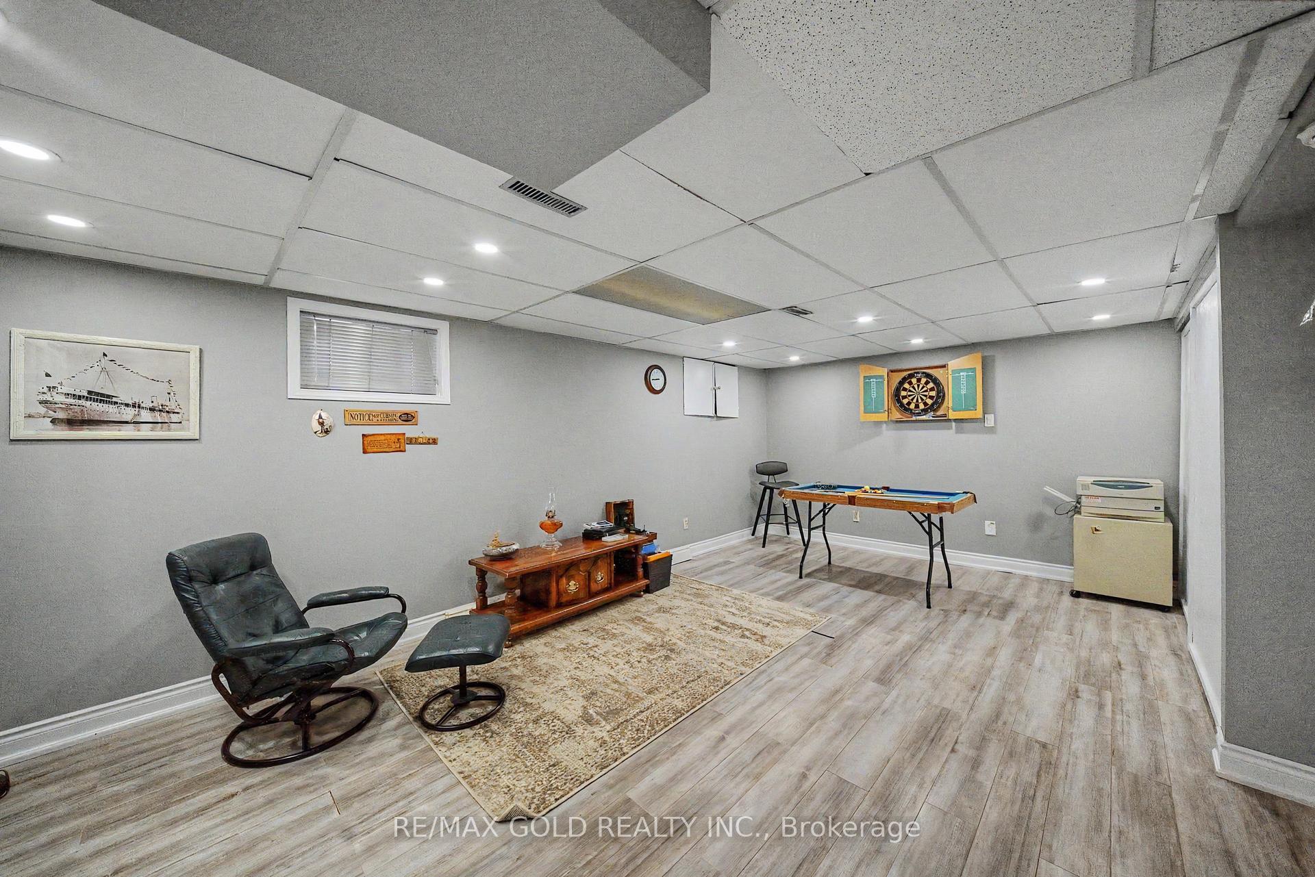 Photo 15 of 52 Madoc Drive, Brampton, Madoc — HOMEH