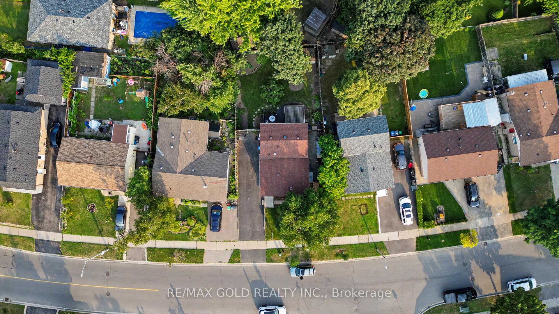 Photo 20 of 52 Madoc Drive, Brampton, Madoc — HOMEH