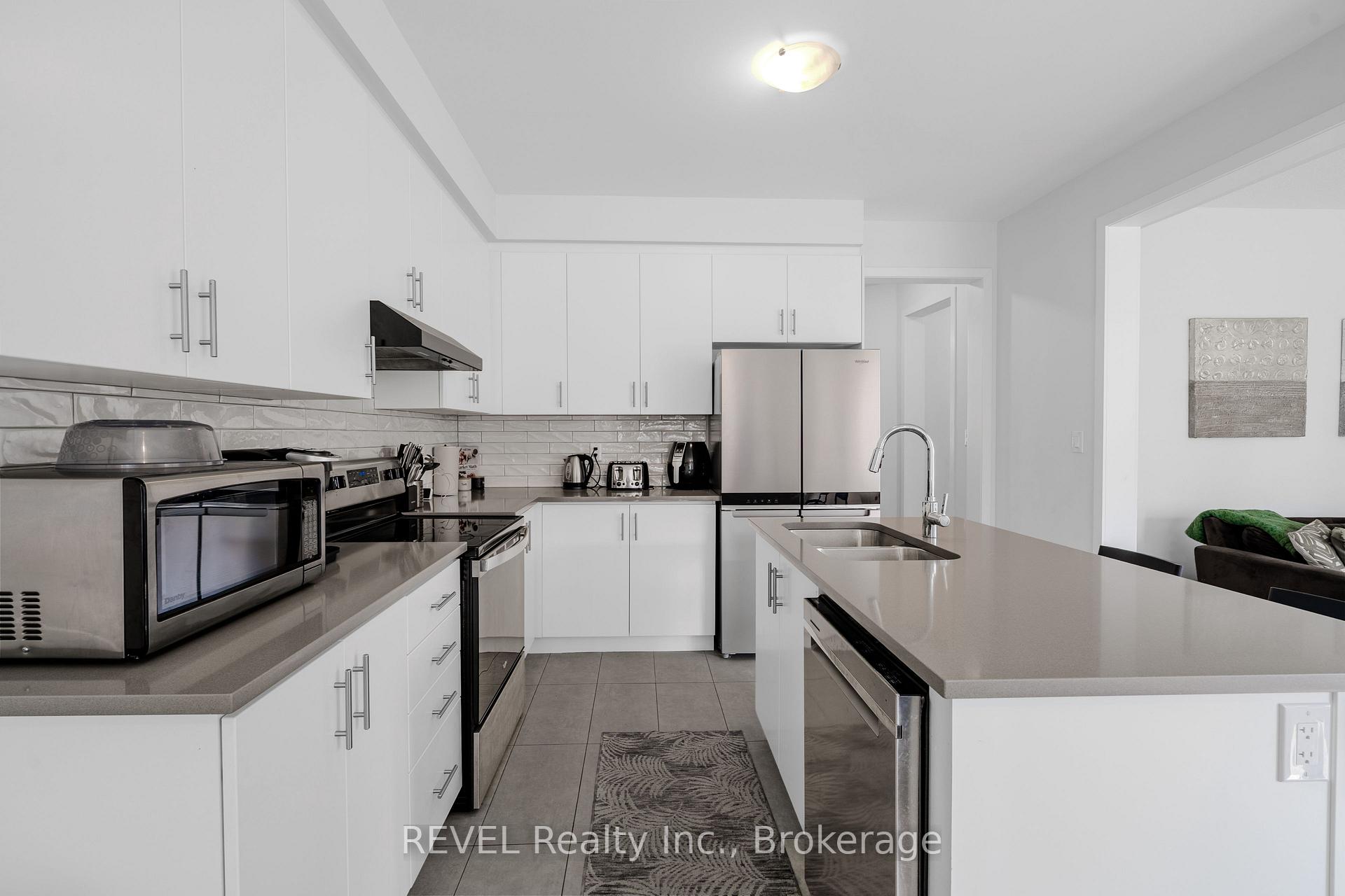Photo 13 of 111 Sunflower Crescent, Thorold, Hurricane/Merrittville — HOMEH