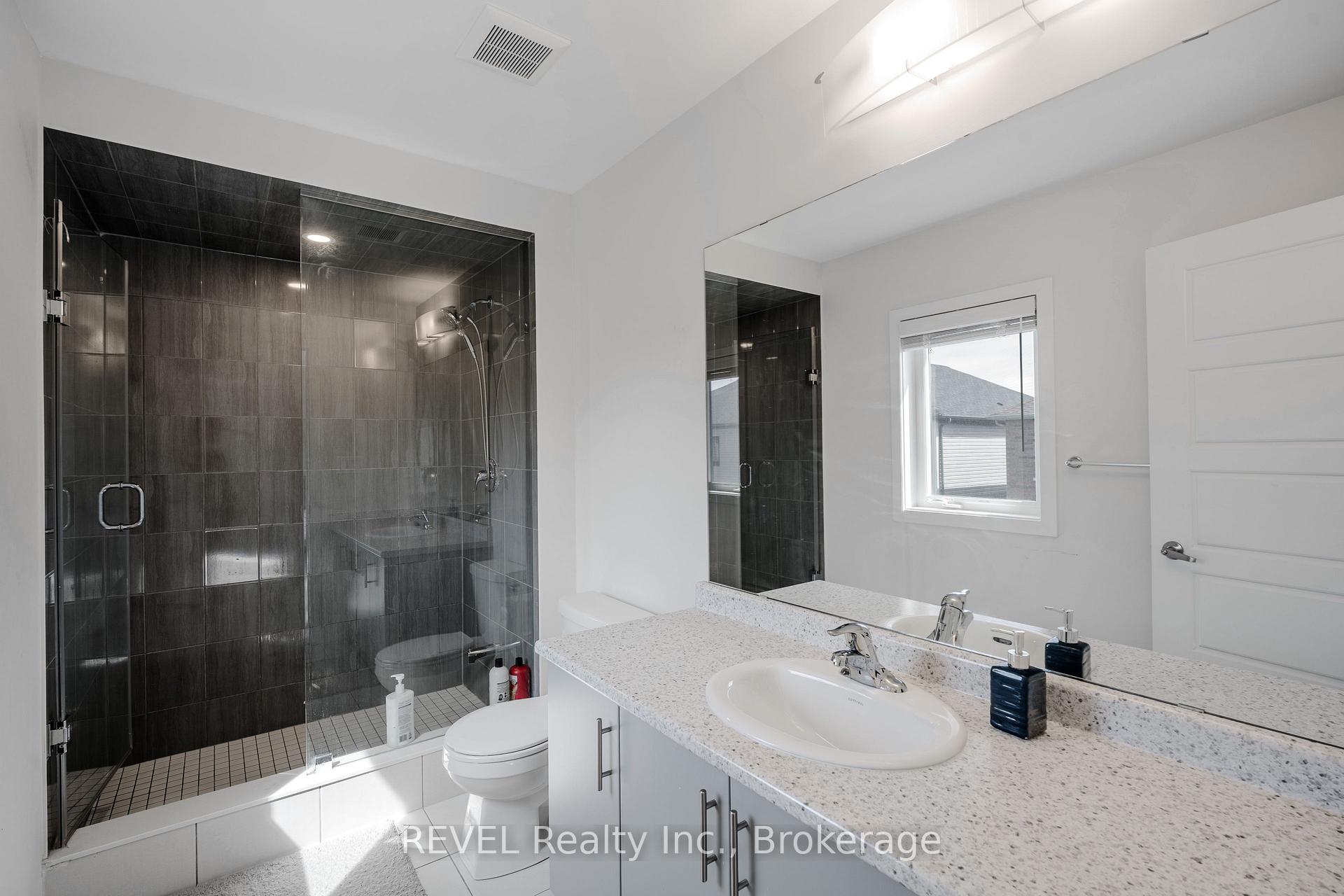 Photo 17 of 111 Sunflower Crescent, Thorold, Hurricane/Merrittville — HOMEH