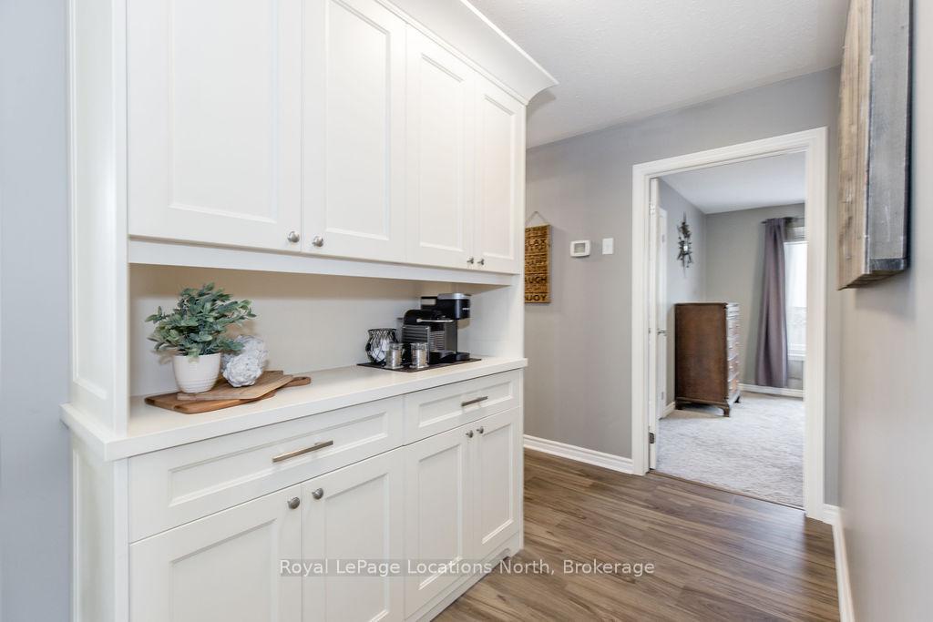 Photo 15 of 1094 River Road W, Wasaga Beach — HOMEH
