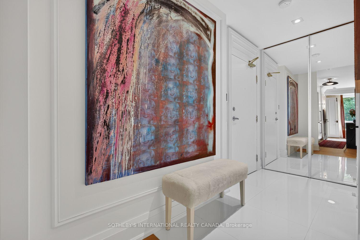Photo 2 of Unit 301, 20 Scrivener Square, Toronto, Rosedale-Moore Park — HOMEH