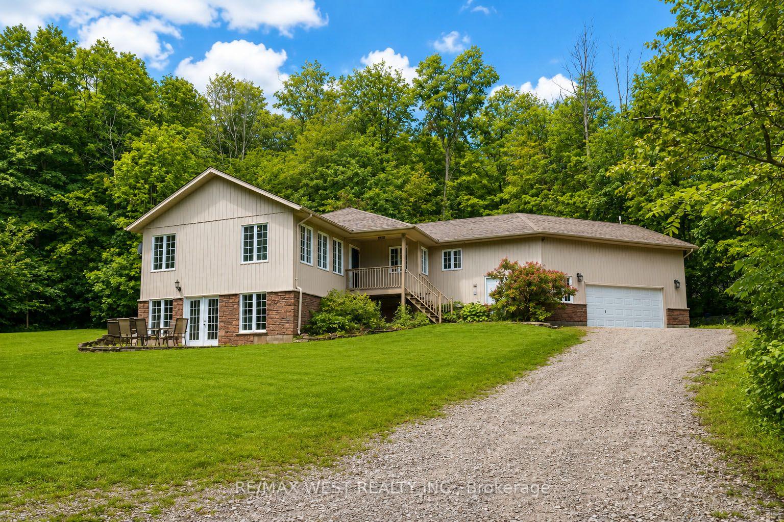 Photo 1 of 4927 25th Side Road, Essa, Rural Essa — HOMEH