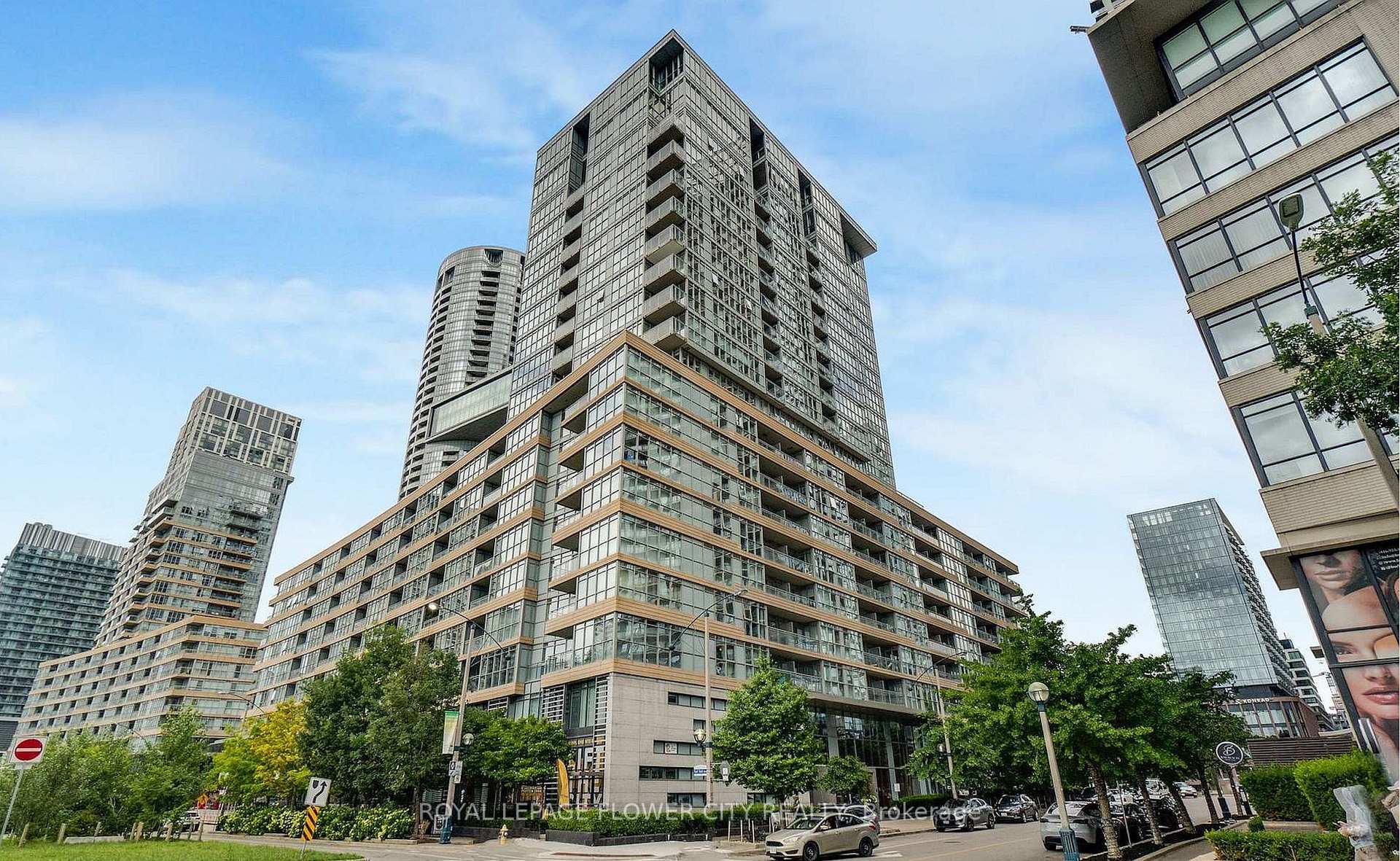 Front of Unit 355, 10 Capreol Court
