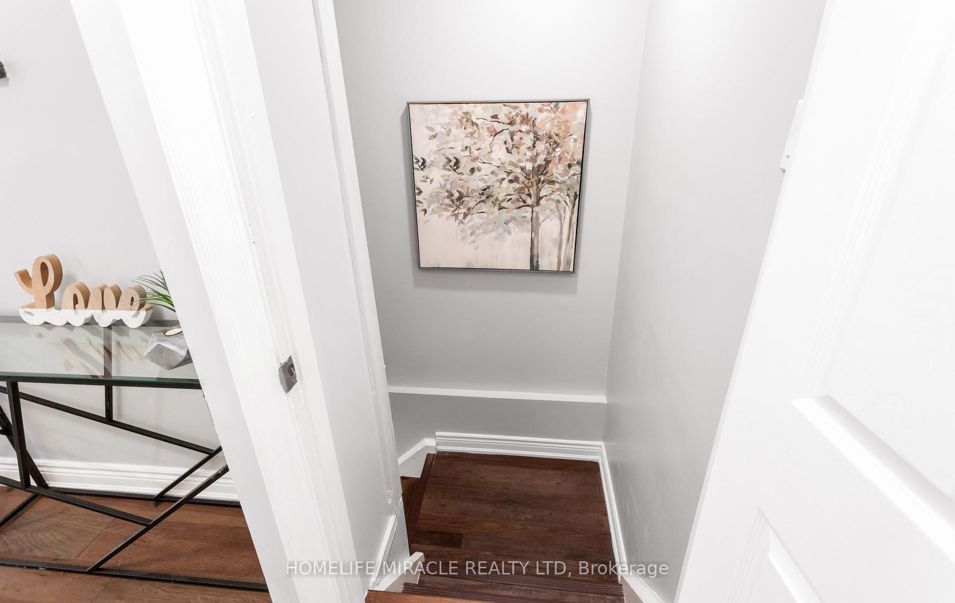 Photo 35 of 49 Newbridge Crescent, Brampton, Westgate — HOMEH