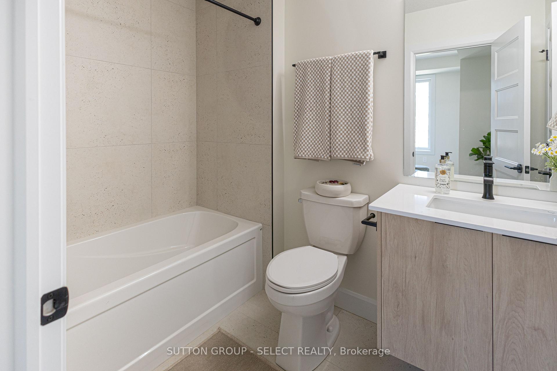 Photo 26 of Unit 26, 233 Upper Queen Street, Thames Centre, Thorndale — HOMEH