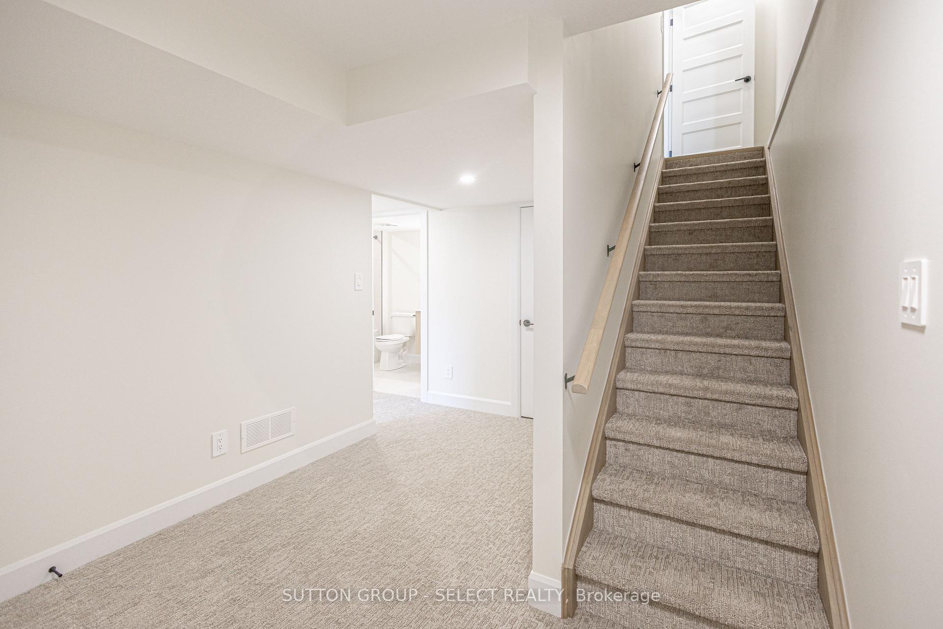 Photo 34 of Unit 26, 233 Upper Queen Street, Thames Centre, Thorndale — HOMEH
