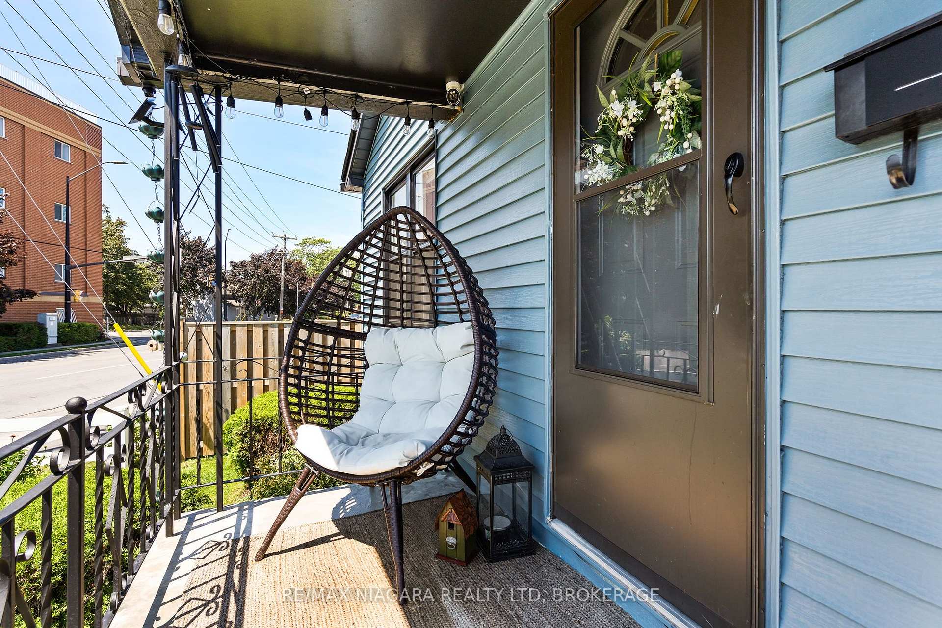 Photo 4 of 741 Elm Street, Port Colborne, Main Street — HOMEH