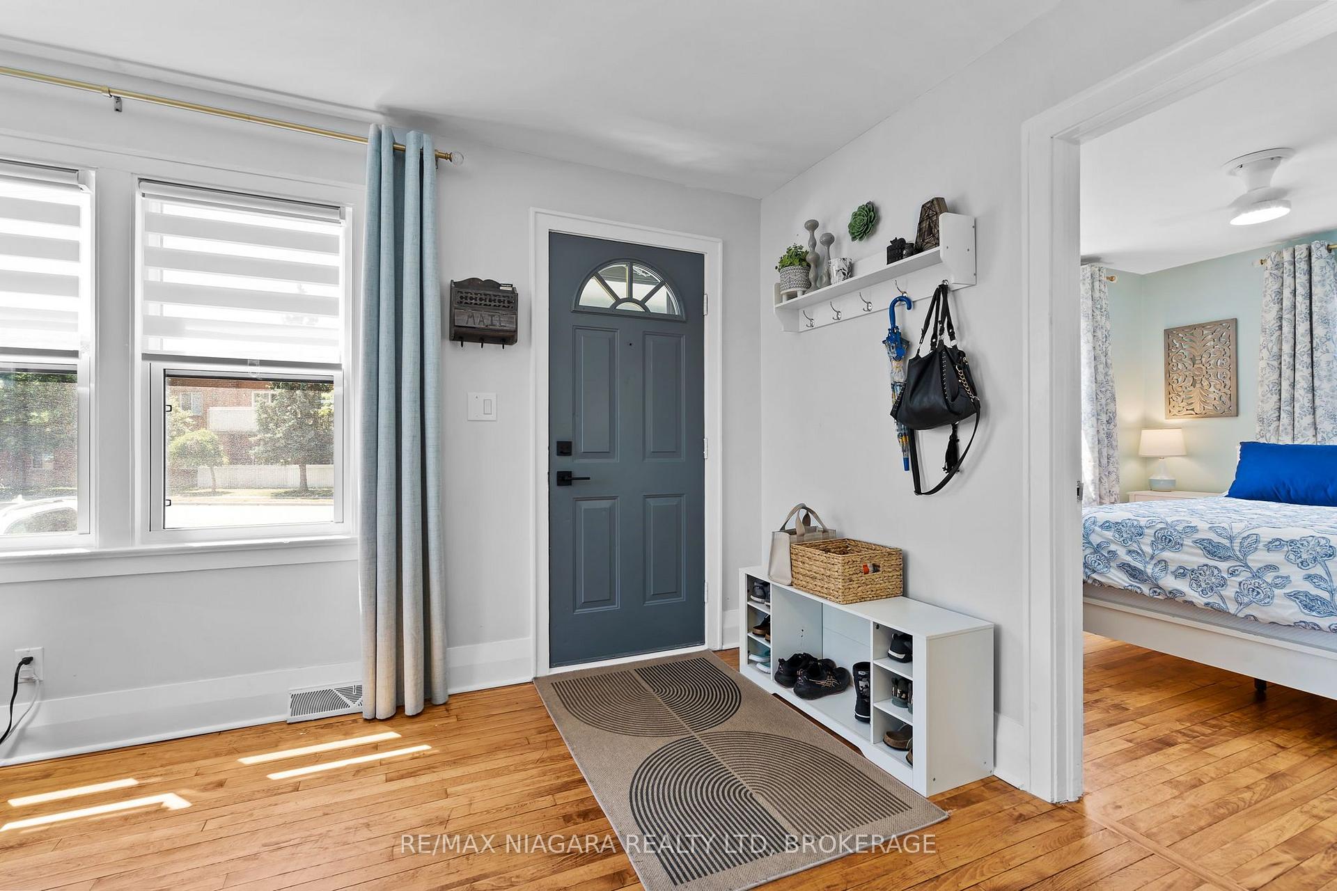 Photo 5 of 741 Elm Street, Port Colborne, Main Street — HOMEH