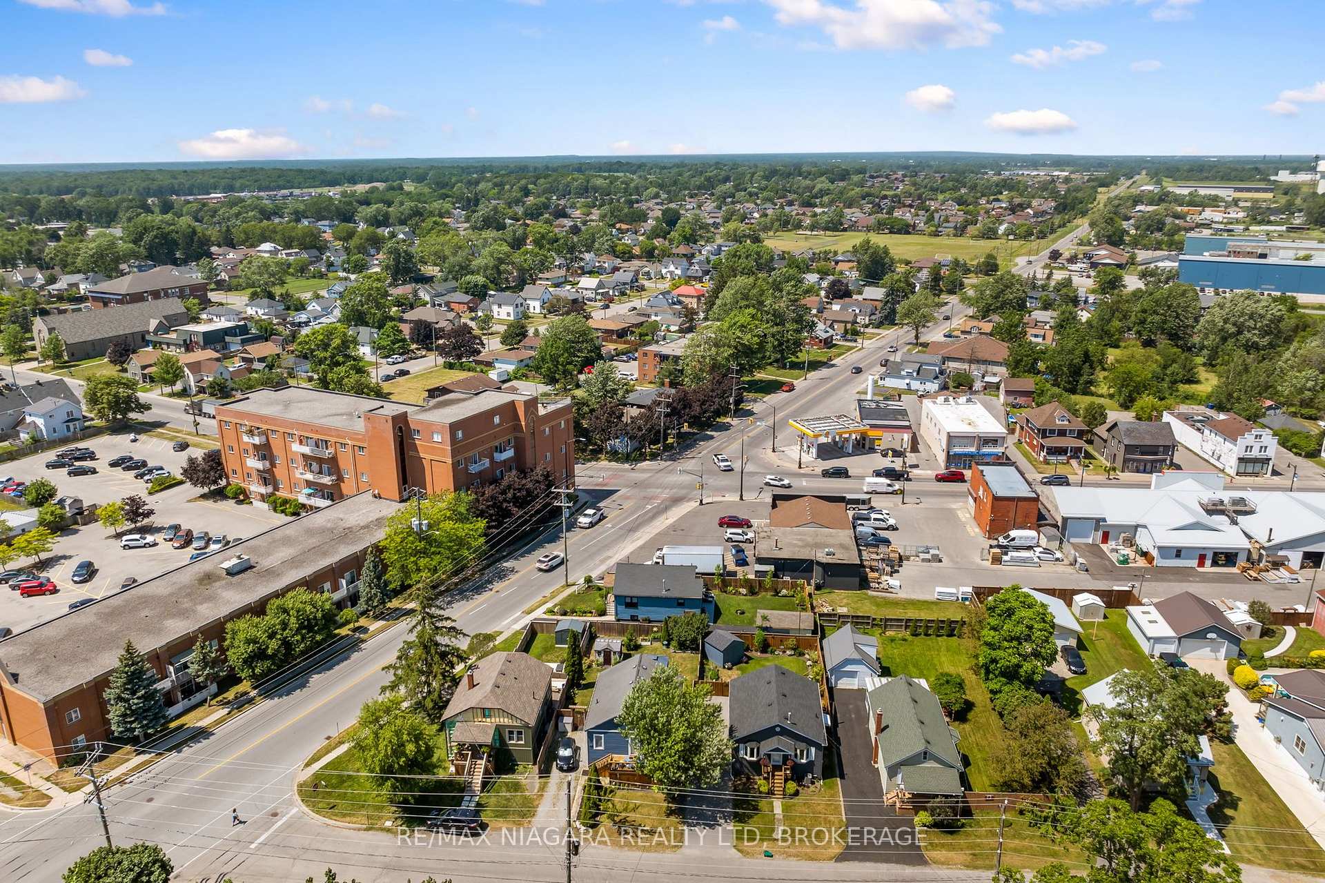 Photo 37 of 741 Elm Street, Port Colborne, Main Street — HOMEH