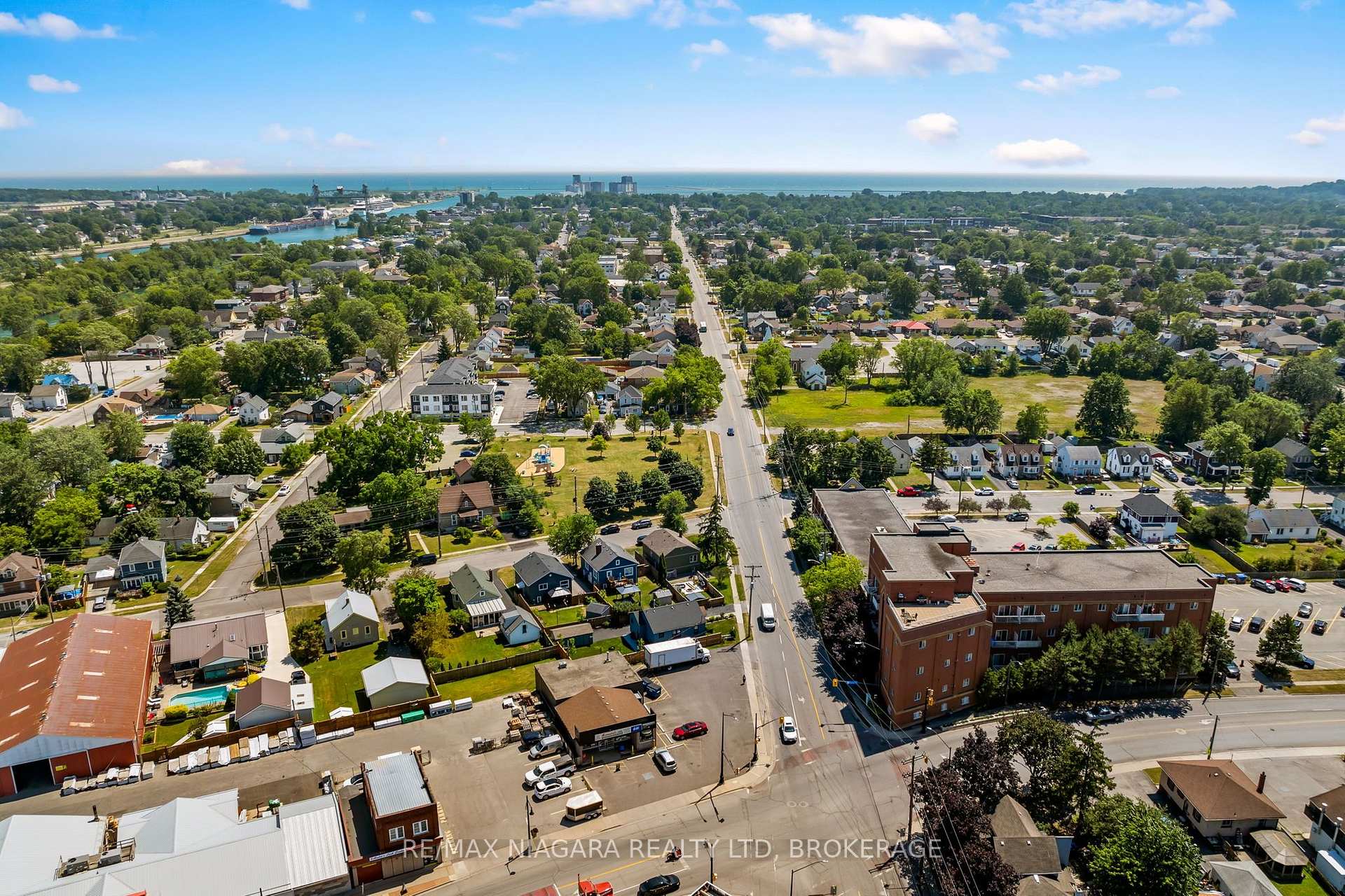 Photo 40 of 741 Elm Street, Port Colborne, Main Street — HOMEH