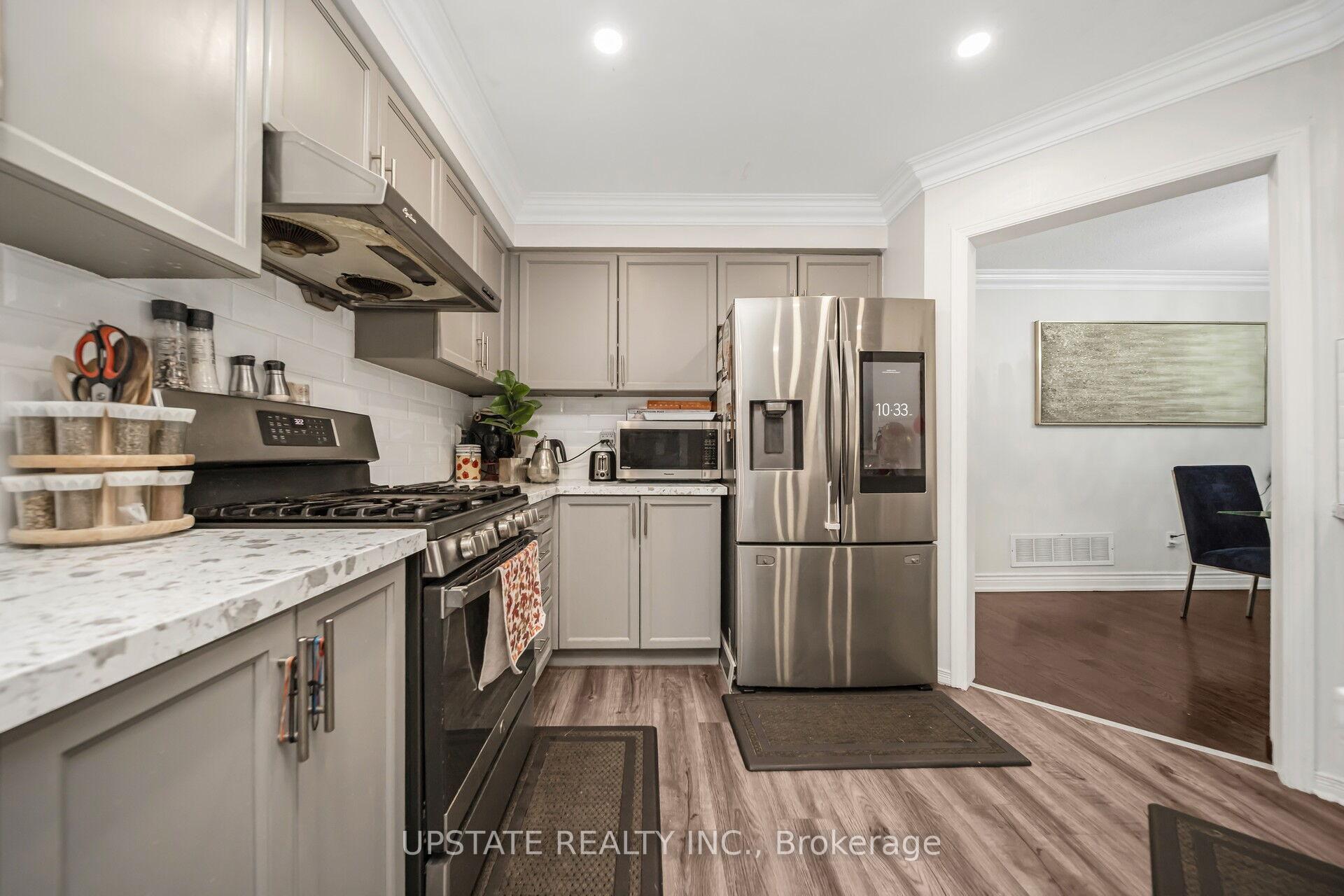Photo 18 of 12 Bramfield Street, Brampton, Fletcher's Meadow — HOMEH