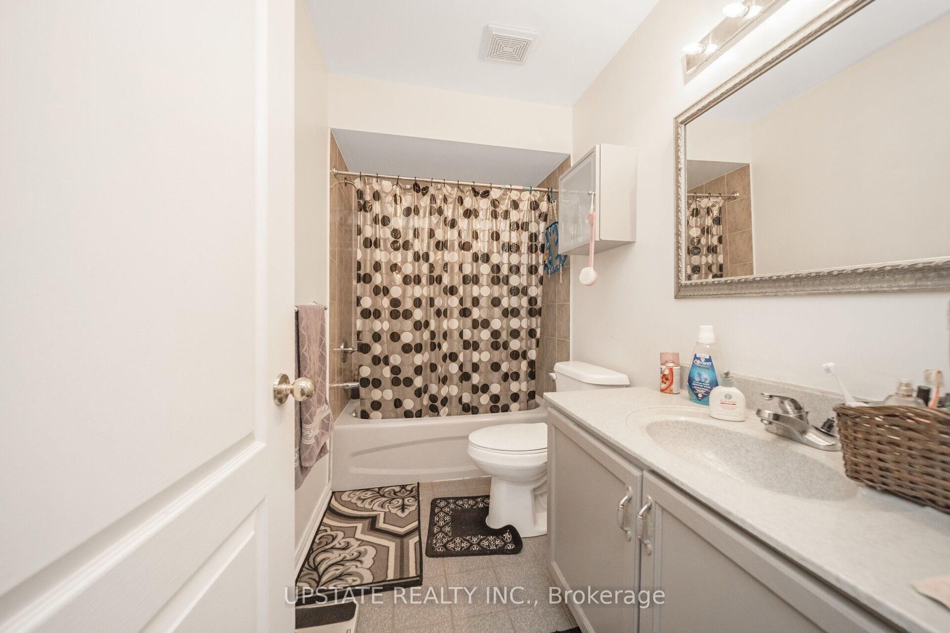 Photo 28 of 12 Bramfield Street, Brampton, Fletcher's Meadow — HOMEH