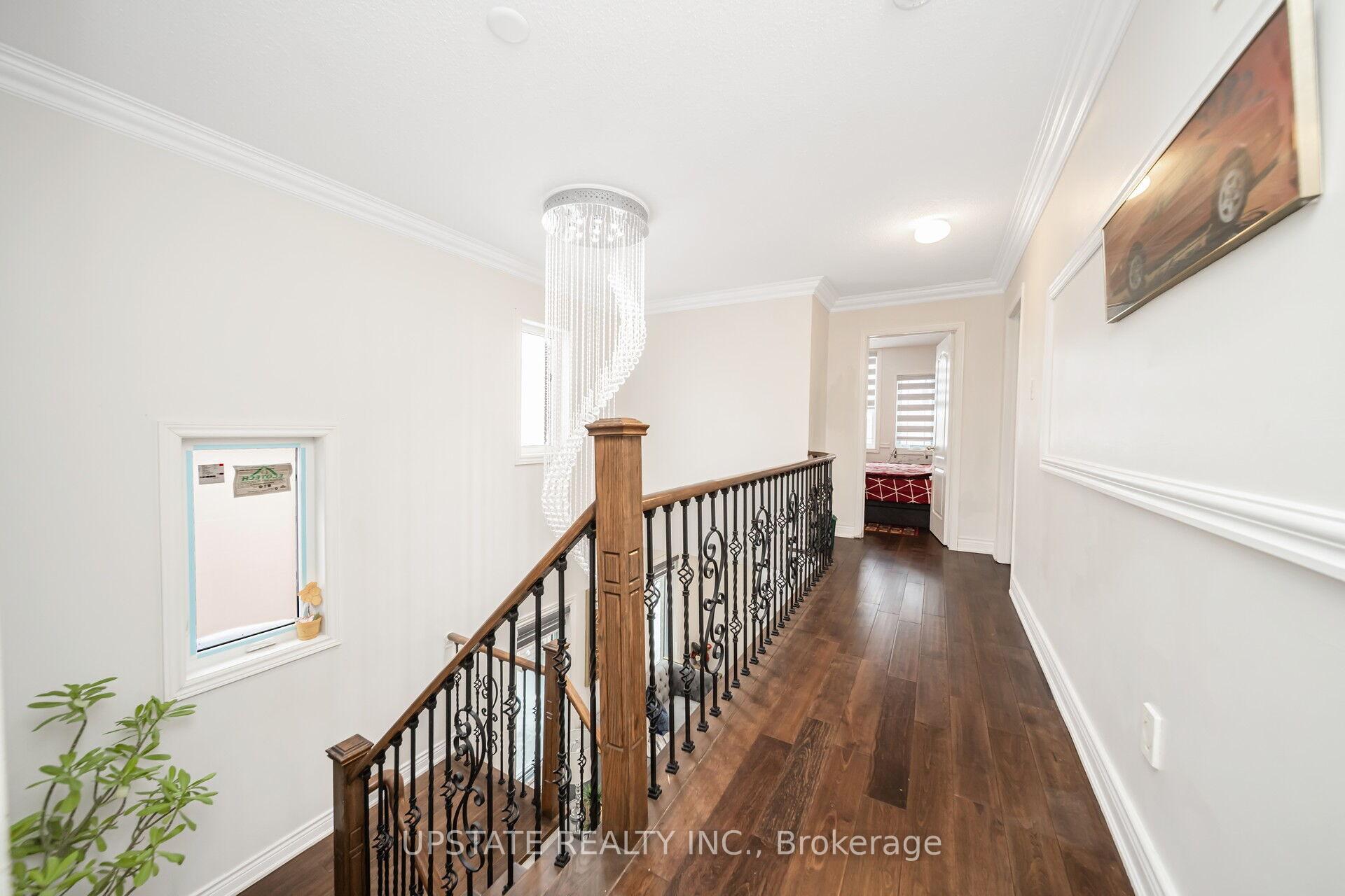Photo 32 of 12 Bramfield Street, Brampton, Fletcher's Meadow — HOMEH