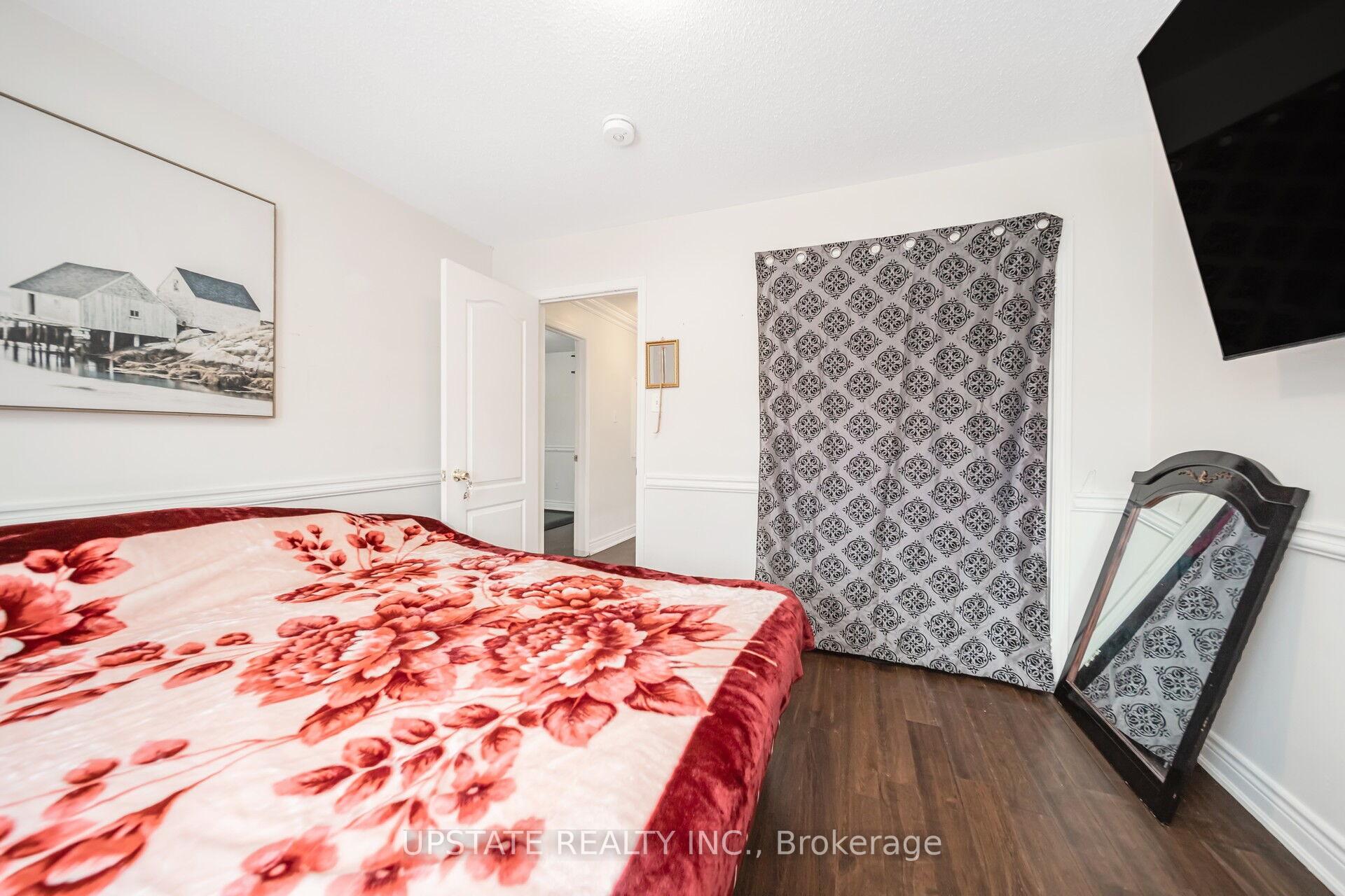 Photo 35 of 12 Bramfield Street, Brampton, Fletcher's Meadow — HOMEH