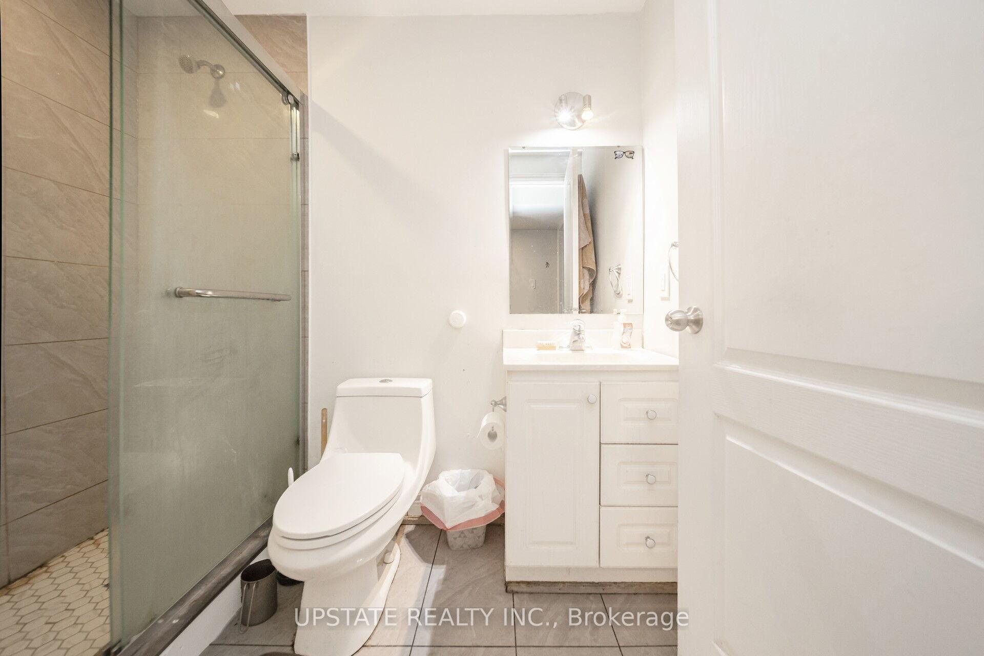 Photo 43 of 12 Bramfield Street, Brampton, Fletcher's Meadow — HOMEH