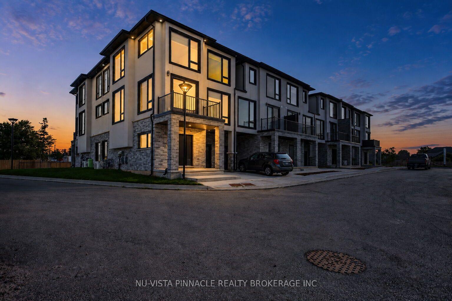 Front of Unit 20, 3103 Petty Street