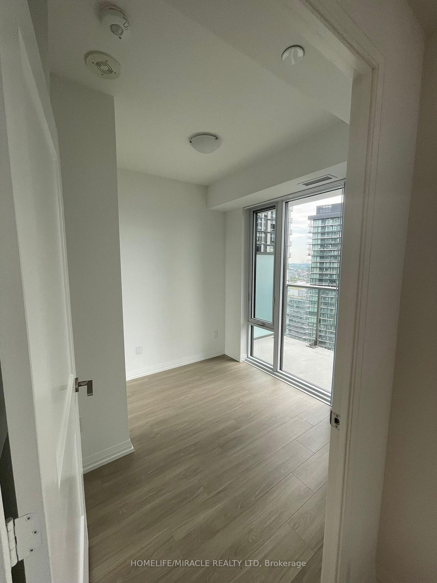 Photo 7 of Unit 3528, 28 Widmer Street, Toronto, Waterfront Communities — HOMEH