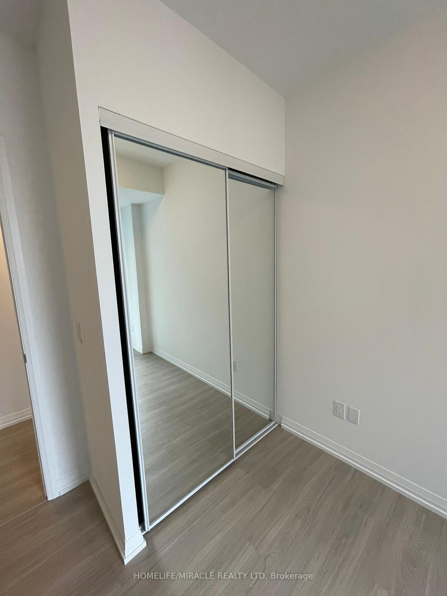 Photo 14 of Unit 3528, 28 Widmer Street, Toronto, Waterfront Communities — HOMEH