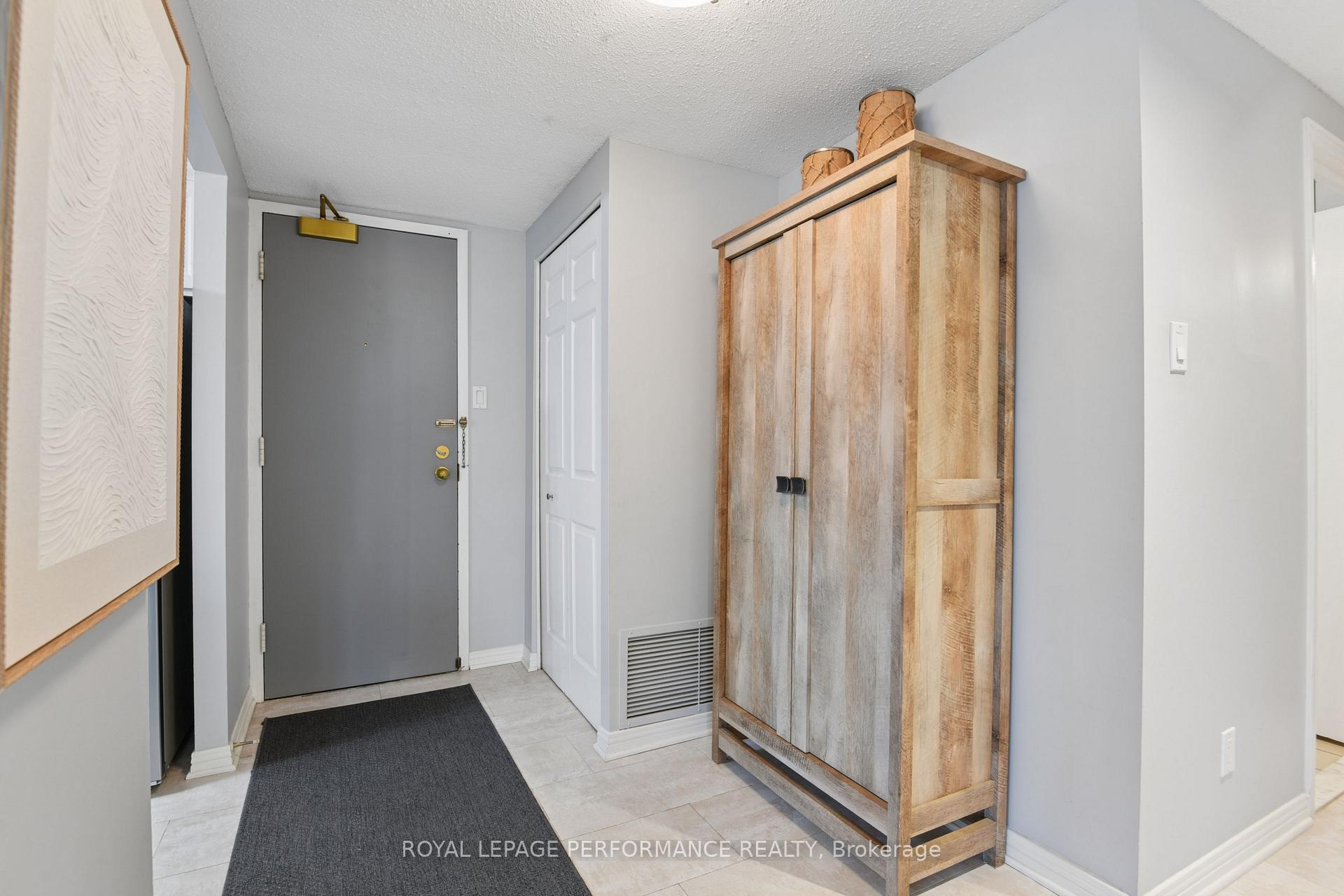 Photo 7 of Unit 201, 317 Metcalfe Street, Ottawa, Ottawa Centre — HOMEH