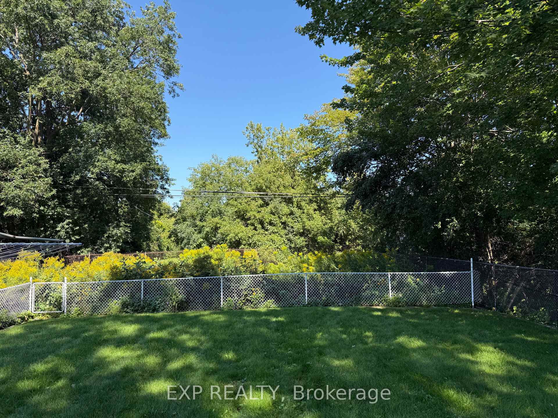 Photo 11 of 483 Pleasant Park Road, Ottawa, Alta Vista/Faircrest Heights — HOMEH
