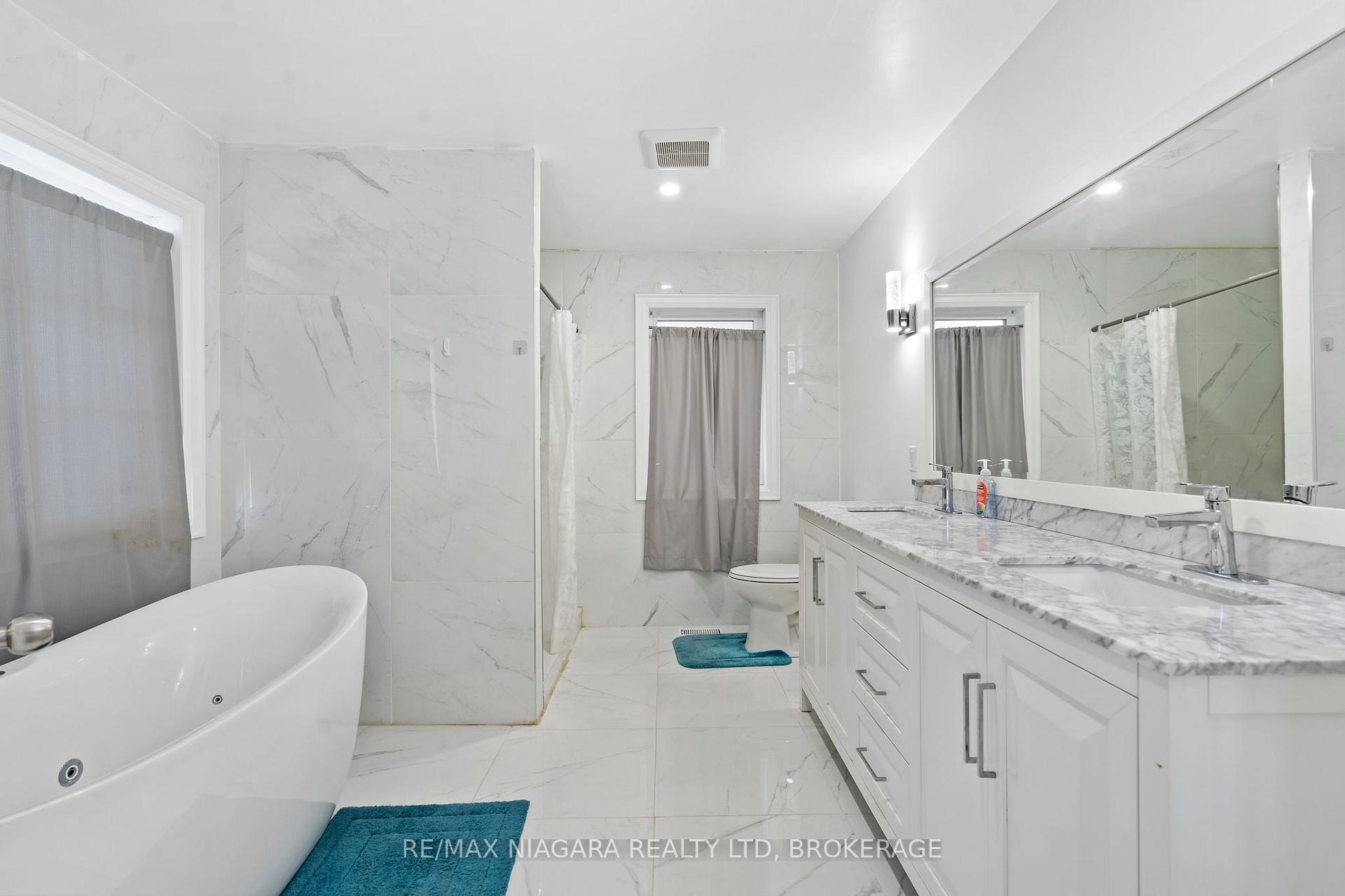 Photo 22 of 15 Myrtle Street, Pelham, Fonthill — HOMEH