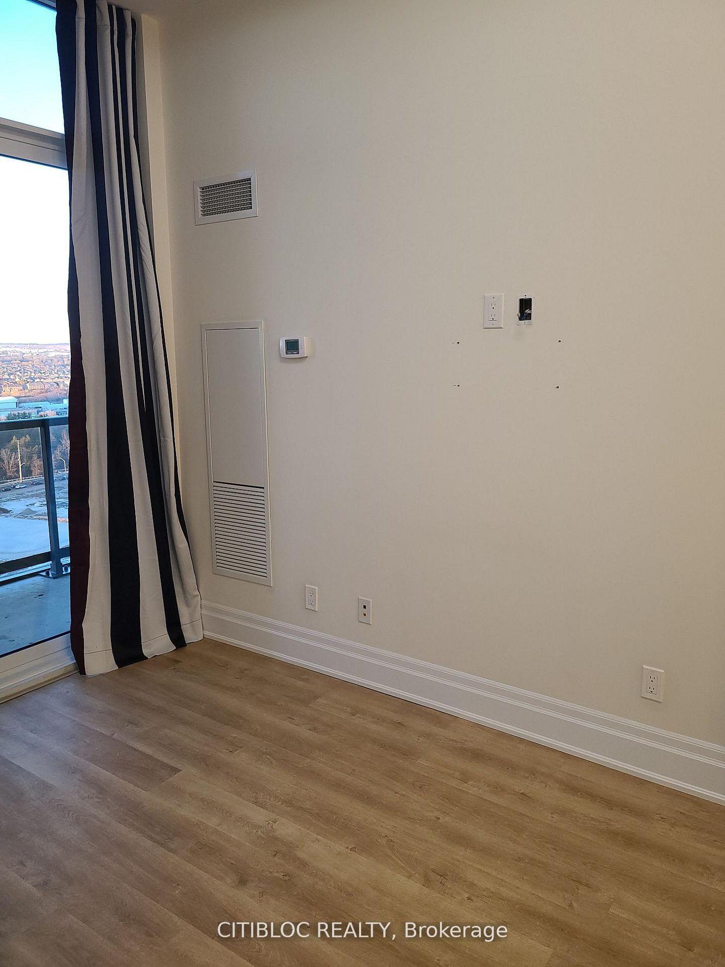 Photo 11 of Unit PH3, 9085 Jane Street, Vaughan, Concord — HOMEH