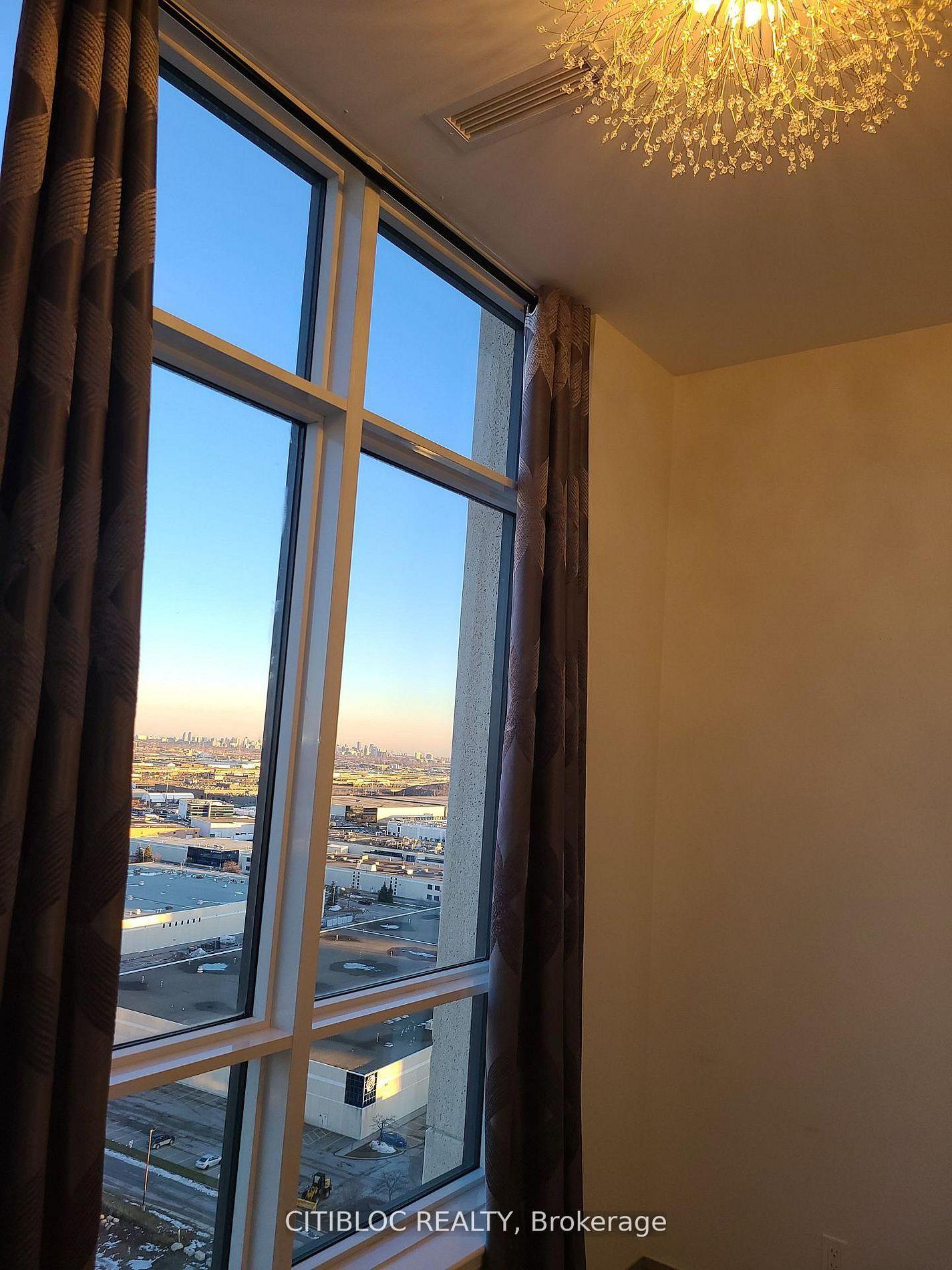 Photo 21 of Unit PH3, 9085 Jane Street, Vaughan, Concord — HOMEH