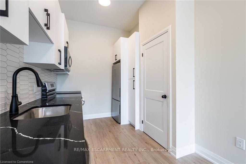 Photo 6 of Unit A, 728 Eleventh Avenue, Hamilton, Hampton Heights — HOMEH