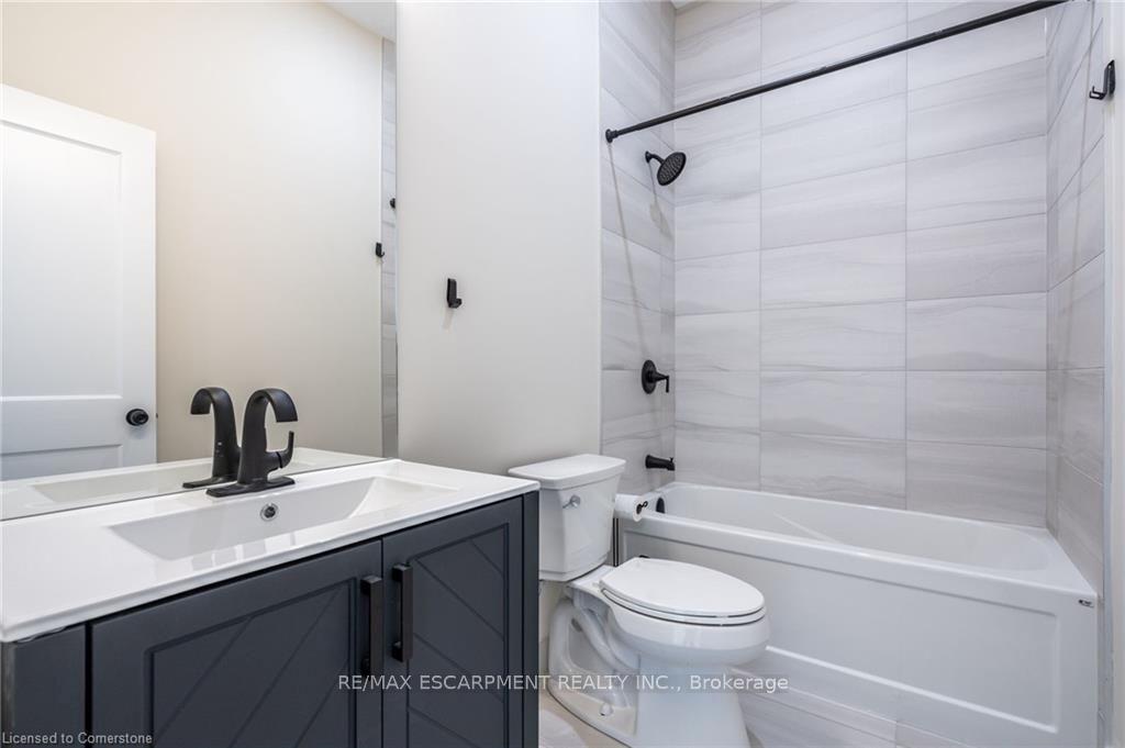 Photo 10 of Unit A, 728 Eleventh Avenue, Hamilton, Hampton Heights — HOMEH