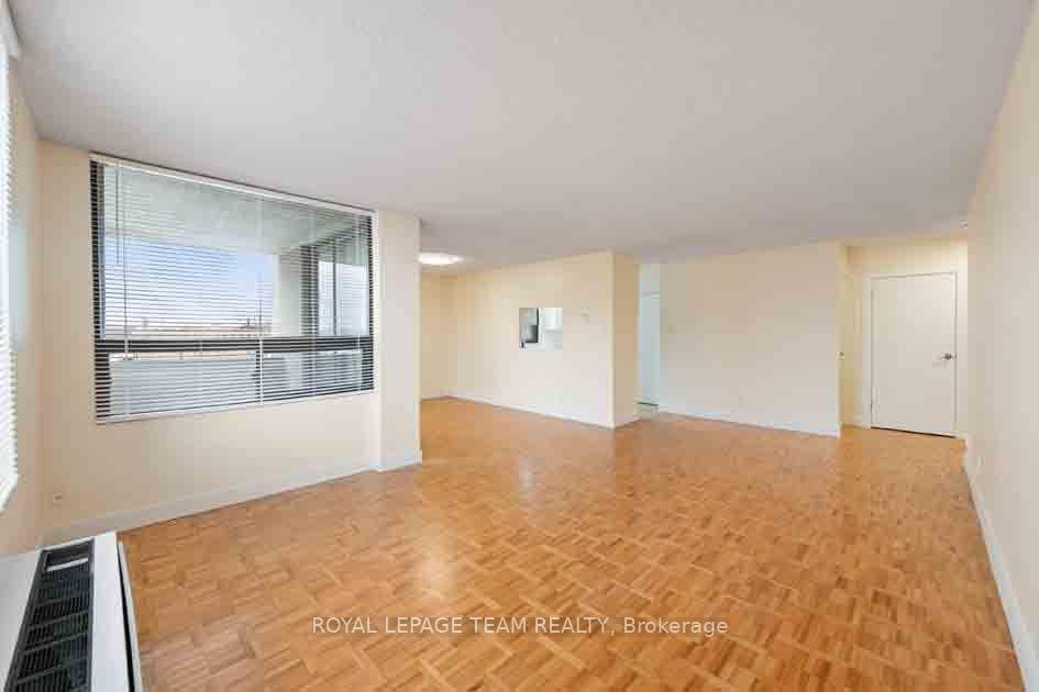 Photo 4 of Unit 901, 40 Arthur Street, Ottawa, West Centre Town — HOMEH