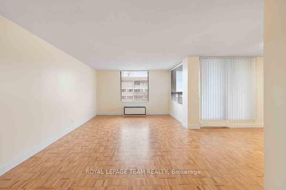 Photo 6 of Unit 901, 40 Arthur Street, Ottawa, West Centre Town — HOMEH