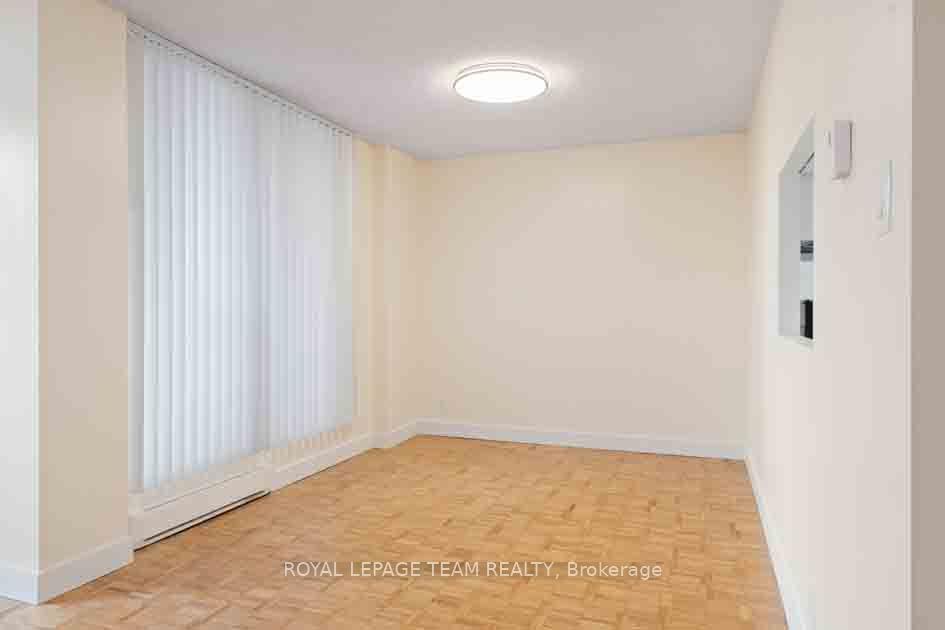 Photo 8 of Unit 901, 40 Arthur Street, Ottawa, West Centre Town — HOMEH