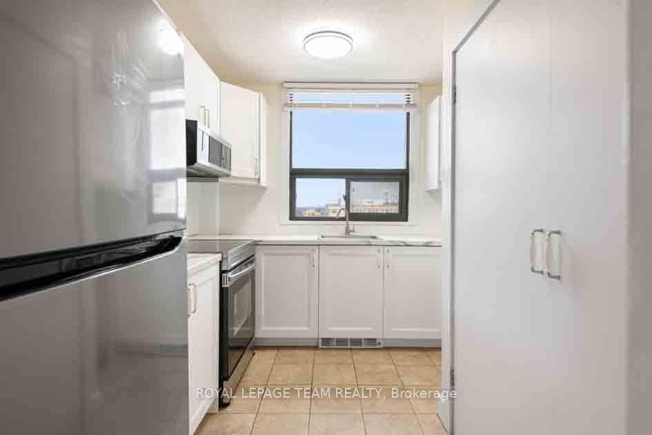 Photo 11 of Unit 901, 40 Arthur Street, Ottawa, West Centre Town — HOMEH
