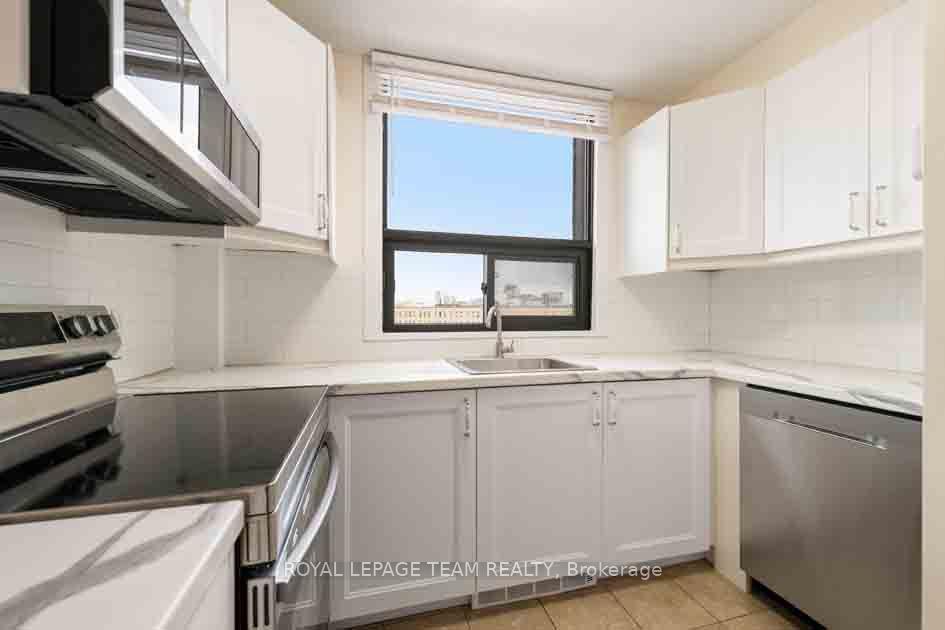 Photo 12 of Unit 901, 40 Arthur Street, Ottawa, West Centre Town — HOMEH