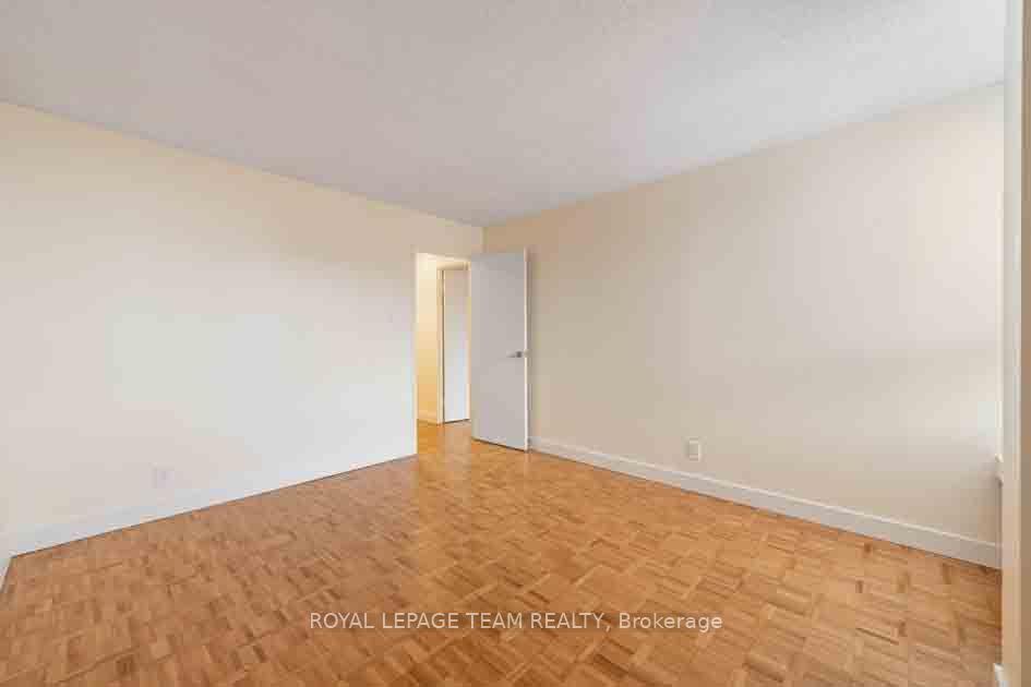Photo 18 of Unit 901, 40 Arthur Street, Ottawa, West Centre Town — HOMEH
