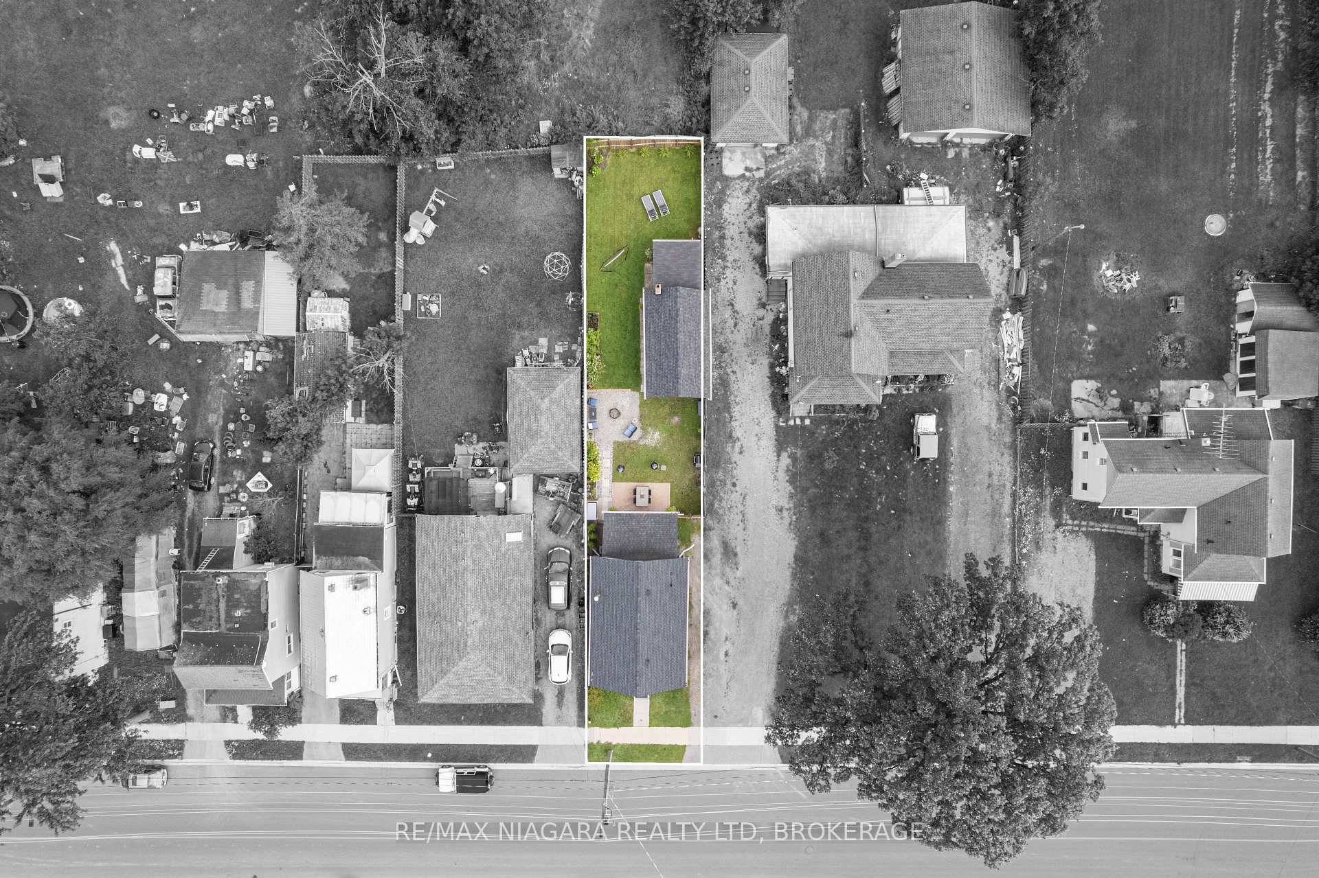 Photo 32 of 155 Broadway Street, Welland, Broadway — HOMEH