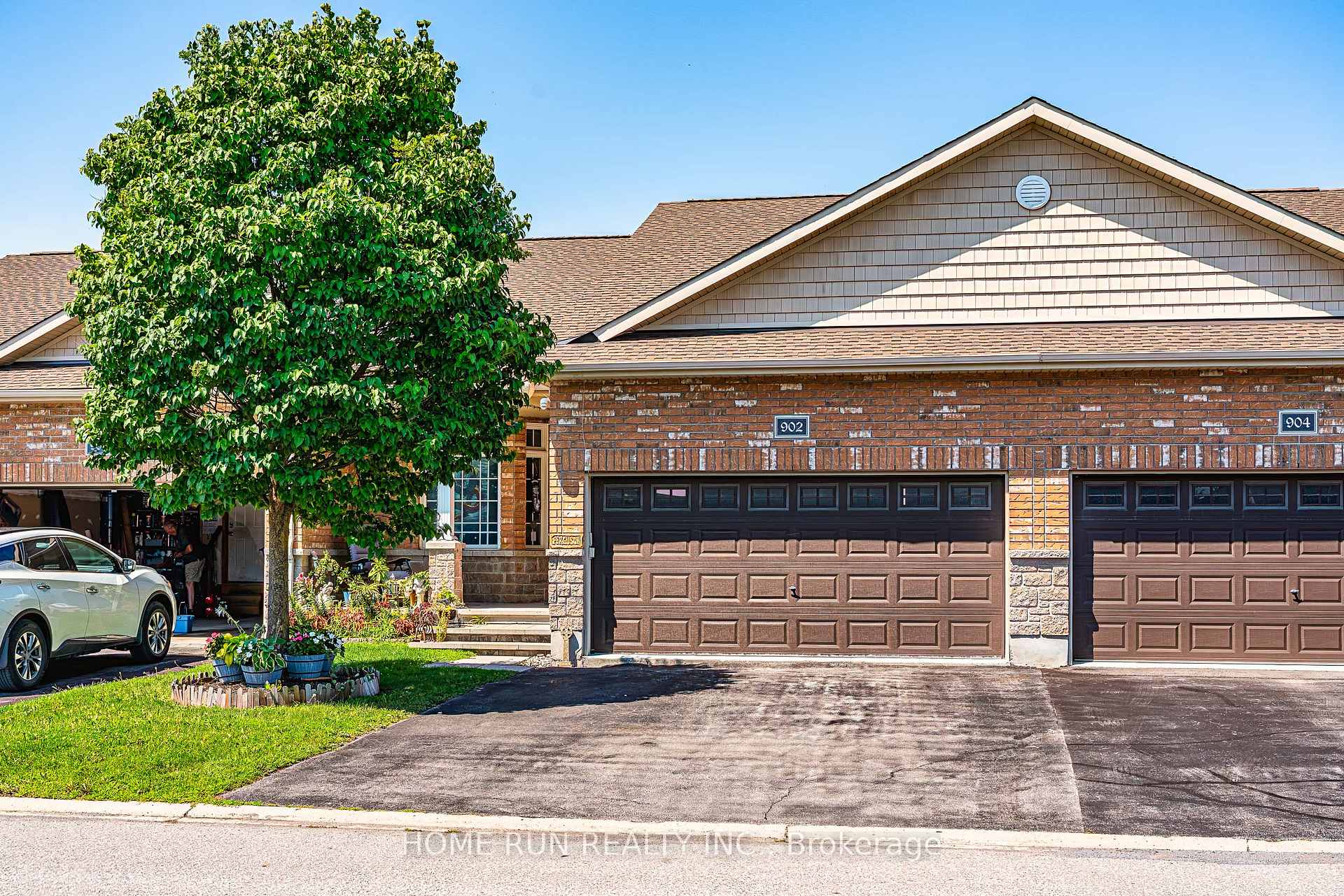 Front of 902 Burwash Landing Byway