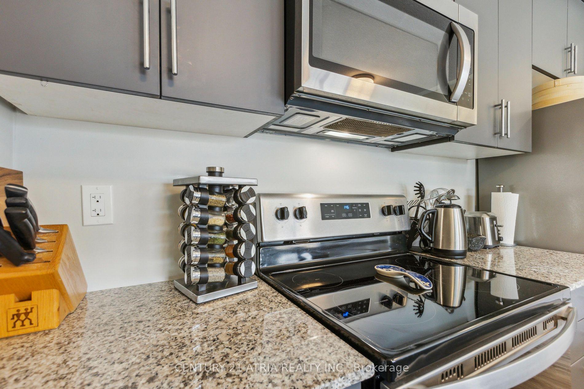 Photo 13 of 36 Steele Crescent, Guelph, St. Patrick's Ward — HOMEH