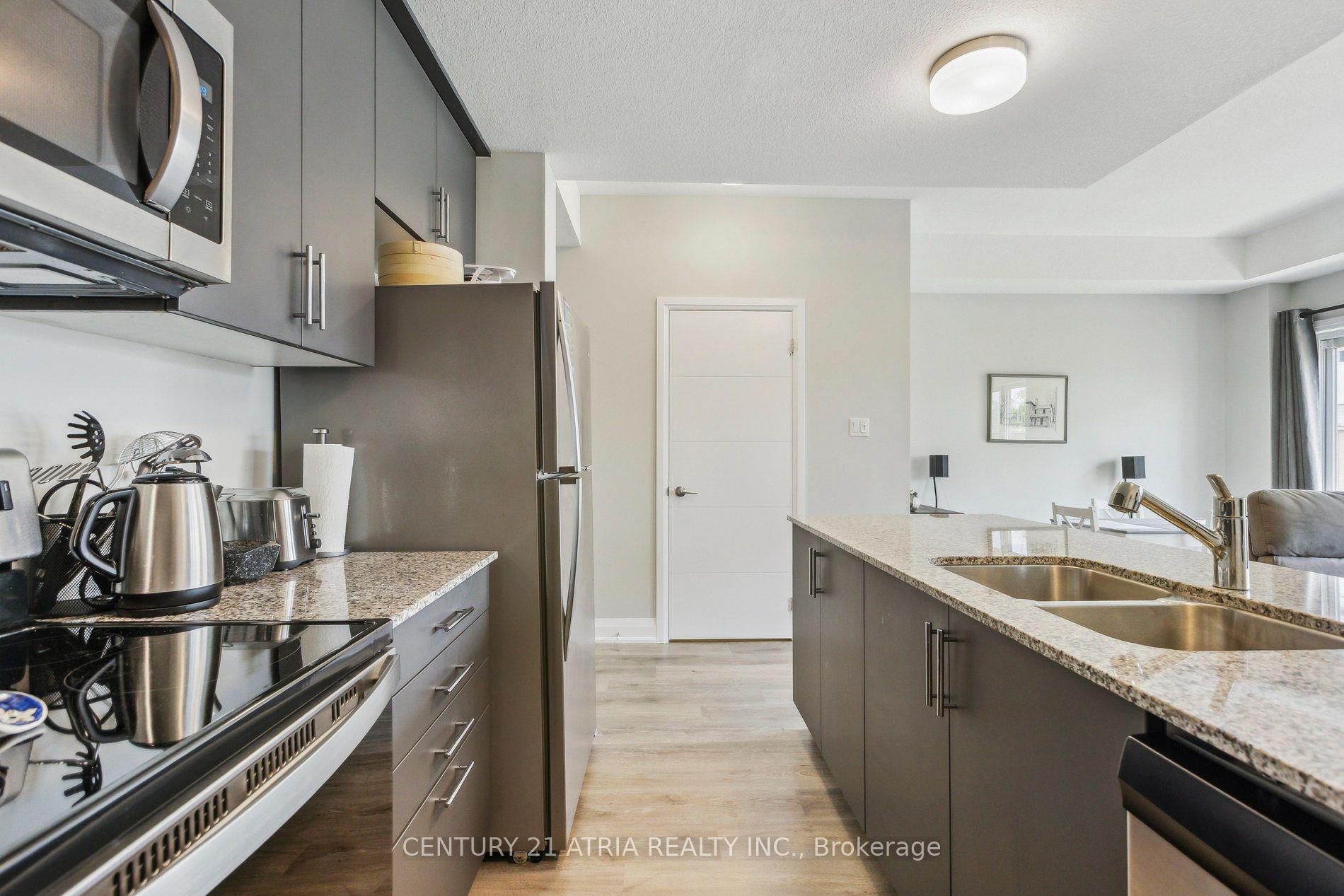 Photo 14 of 36 Steele Crescent, Guelph, St. Patrick's Ward — HOMEH