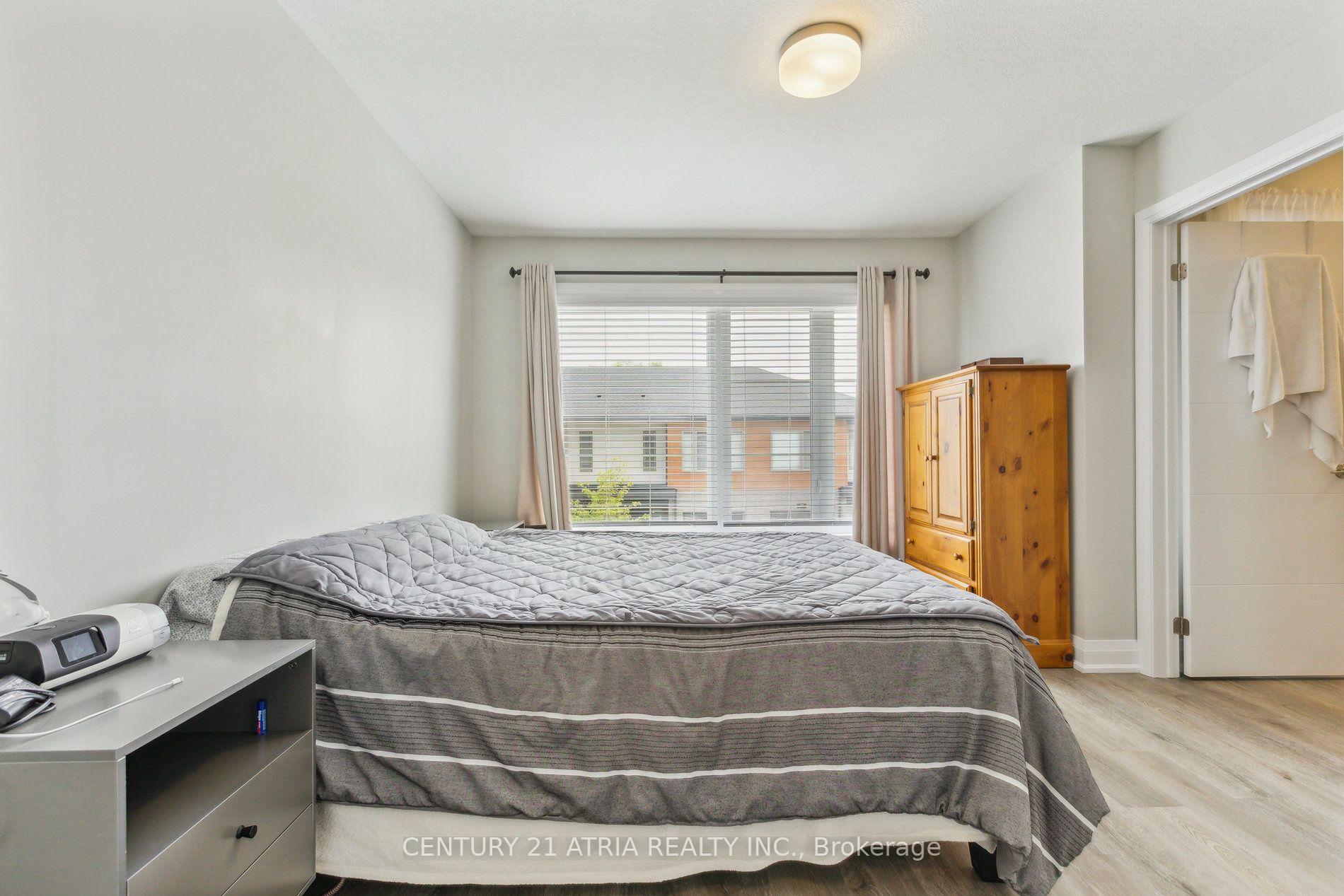 Photo 26 of 36 Steele Crescent, Guelph, St. Patrick's Ward — HOMEH