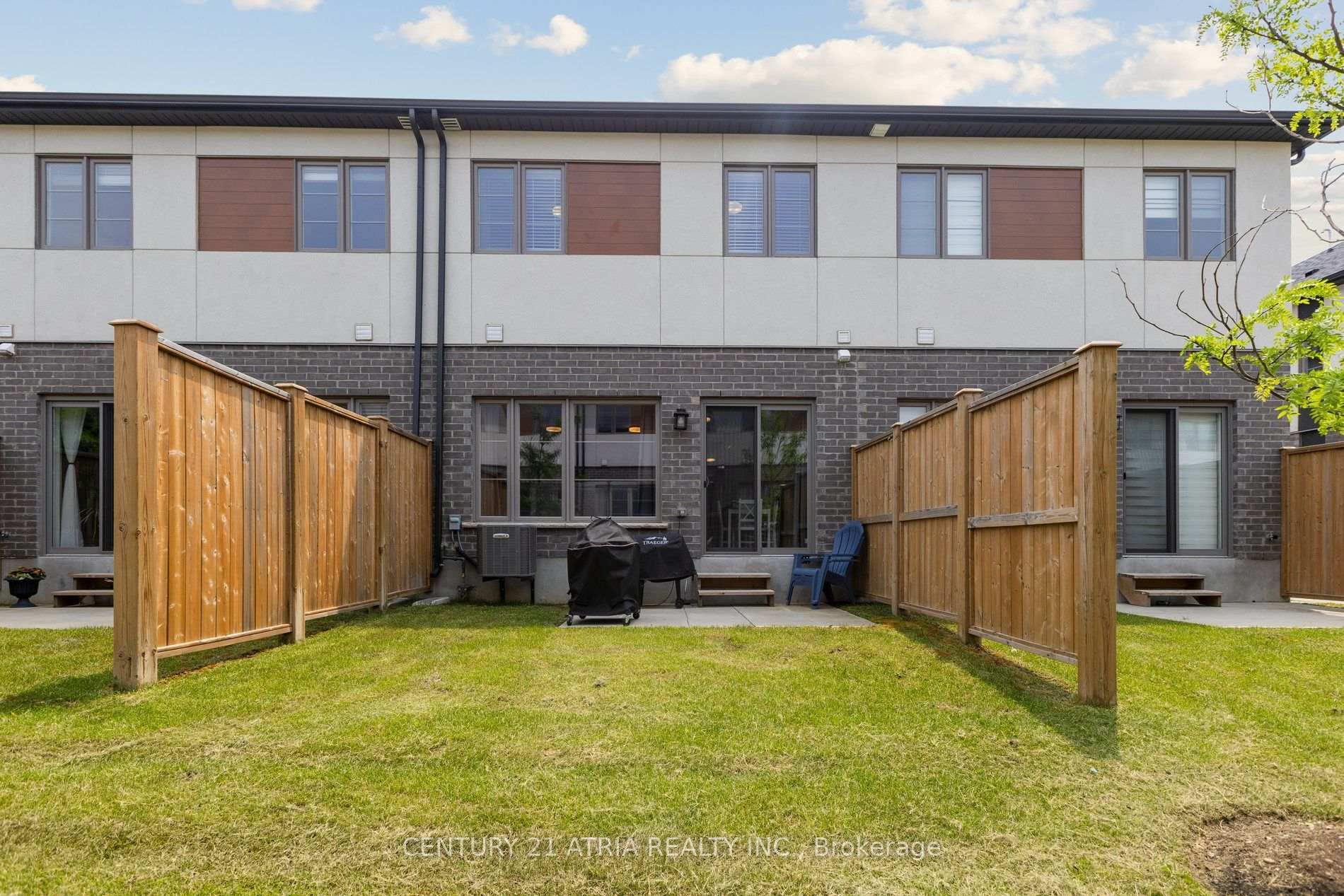 Photo 37 of 36 Steele Crescent, Guelph, St. Patrick's Ward — HOMEH