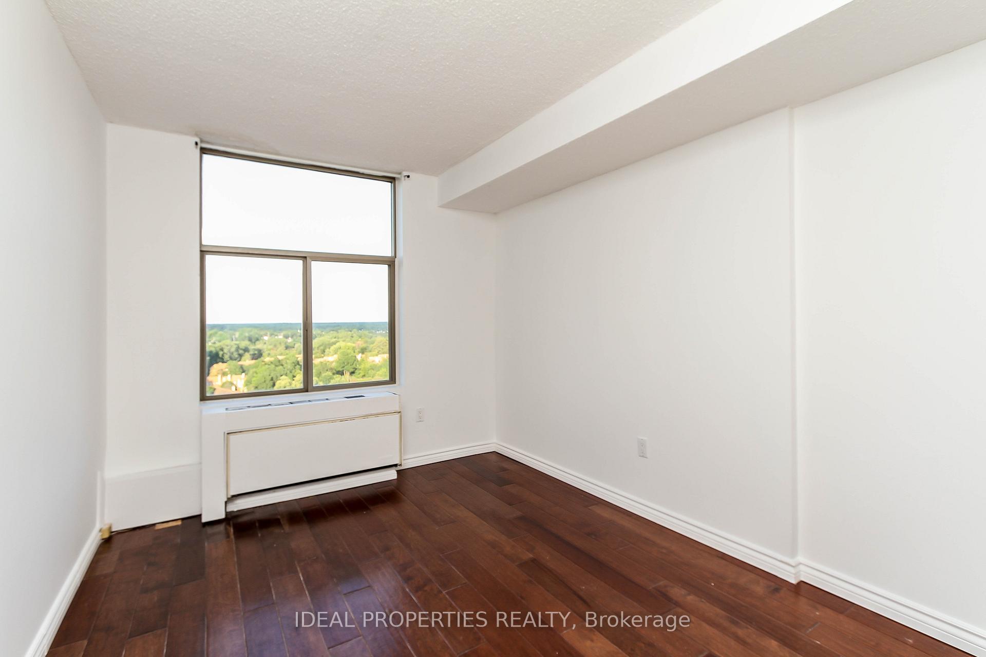 Photo 27 of Unit 1701, 2759 Carousel Crescent, Ottawa, Emerald Woods/Sawmill Creek — HOMEH
