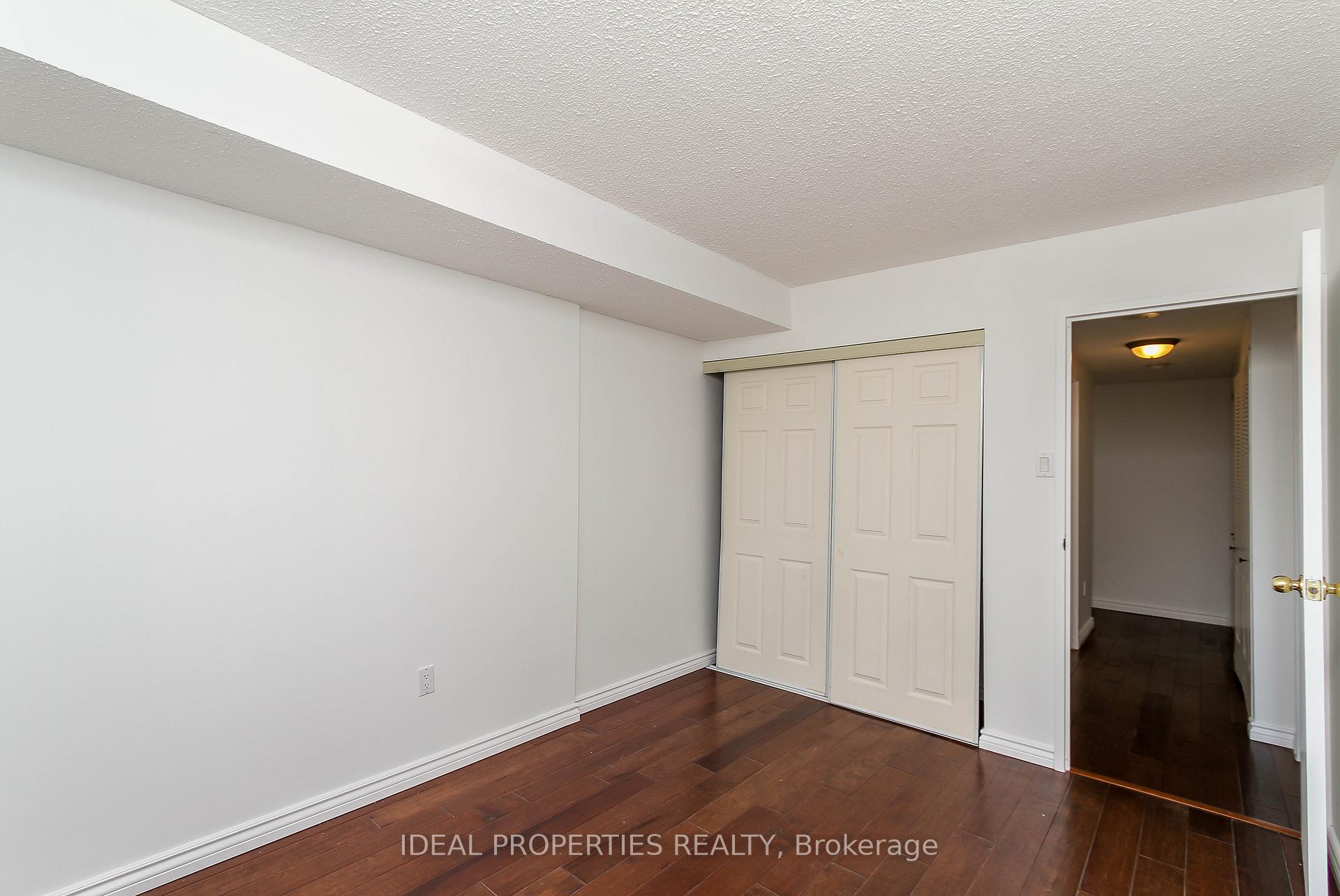 Photo 28 of Unit 1701, 2759 Carousel Crescent, Ottawa, Emerald Woods/Sawmill Creek — HOMEH