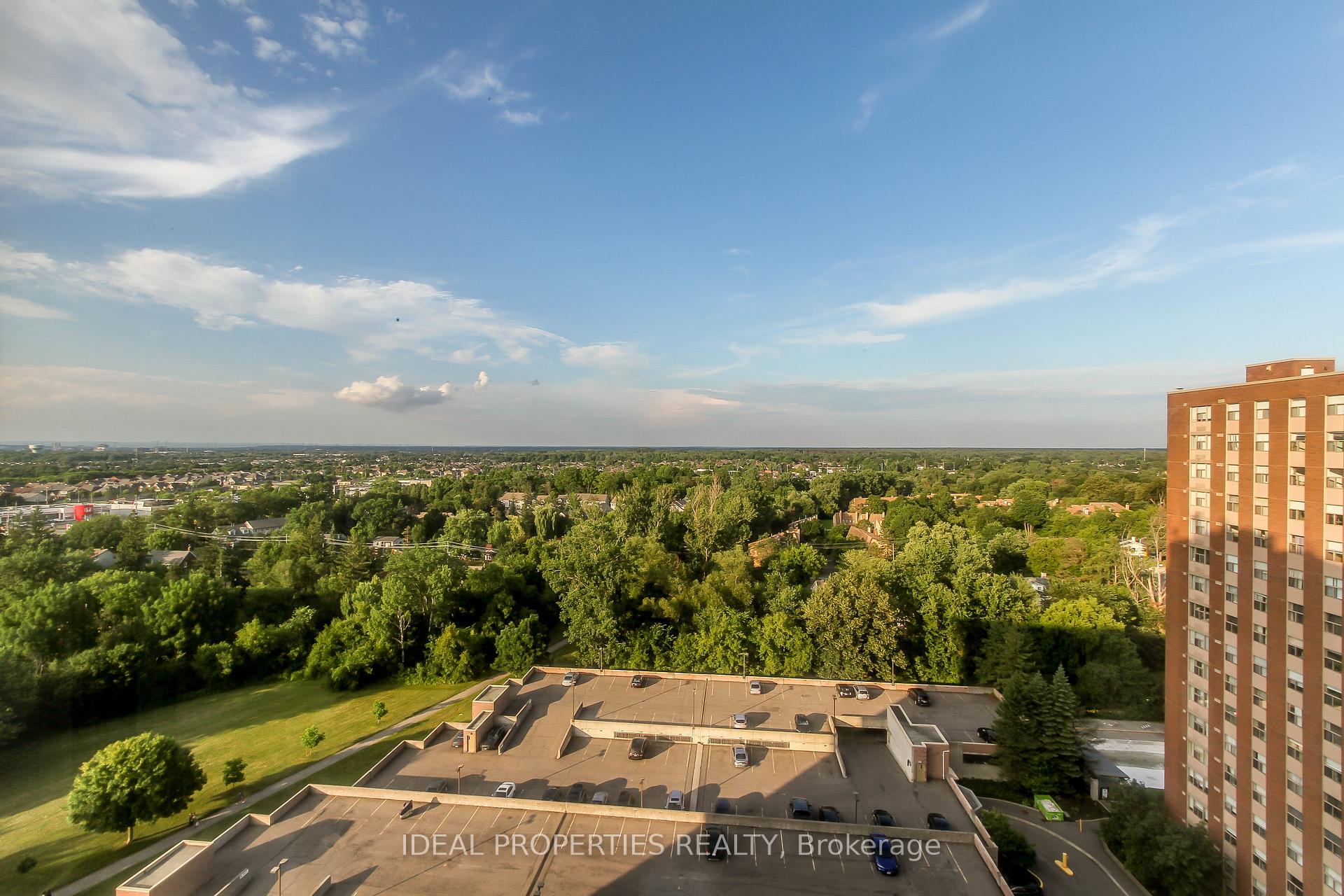 Photo 31 of Unit 1701, 2759 Carousel Crescent, Ottawa, Emerald Woods/Sawmill Creek — HOMEH