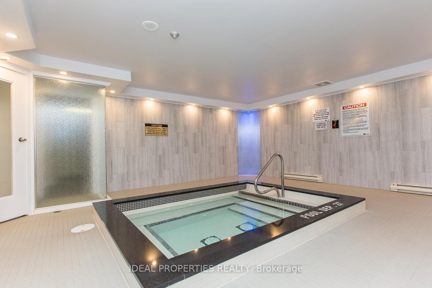 Photo 32 of Unit 1701, 2759 Carousel Crescent, Ottawa, Emerald Woods/Sawmill Creek — HOMEH