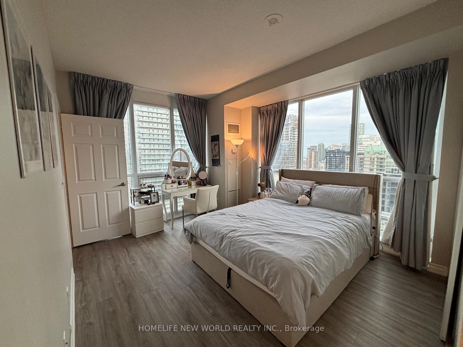 Photo 12 of Unit 3305, 761 Bay Street, Toronto, Bay Street Corridor — HOMEH