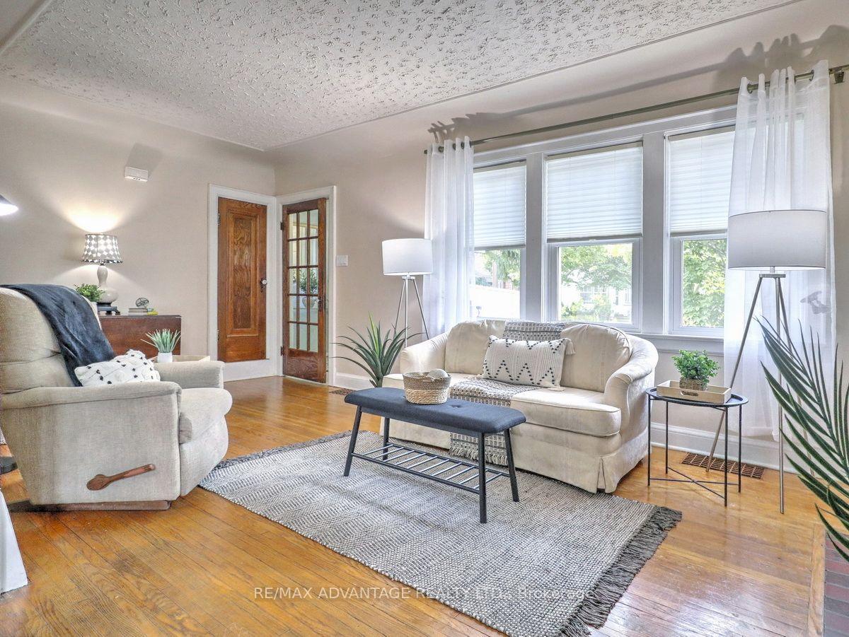 Photo 8 of 232 Edward Street, London, South G — HOMEH