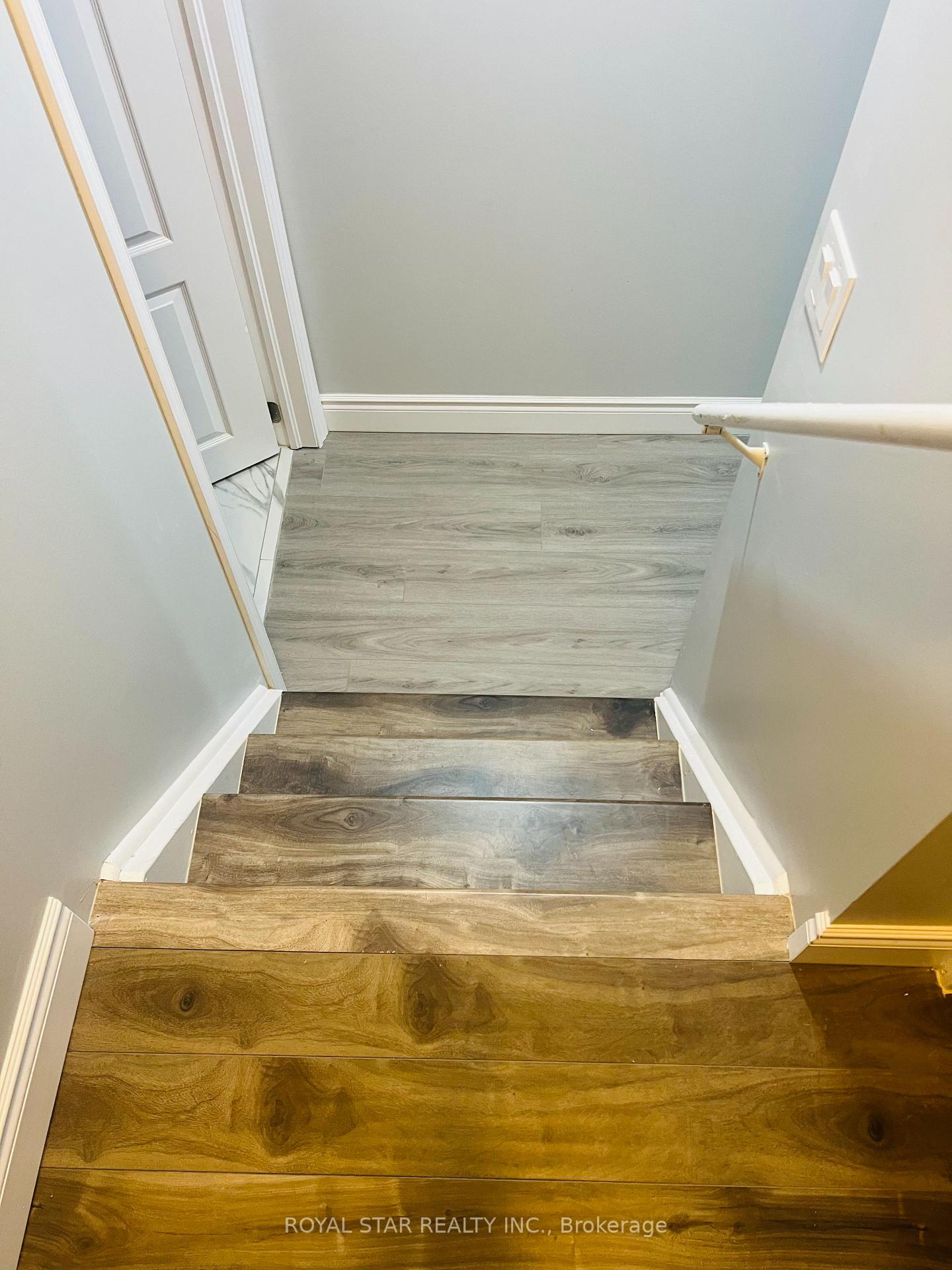 Photo 11 of Unit Basement, 121 Bonnieglen Farm Boulevard, Caledon, Rural Caledon — HOMEH